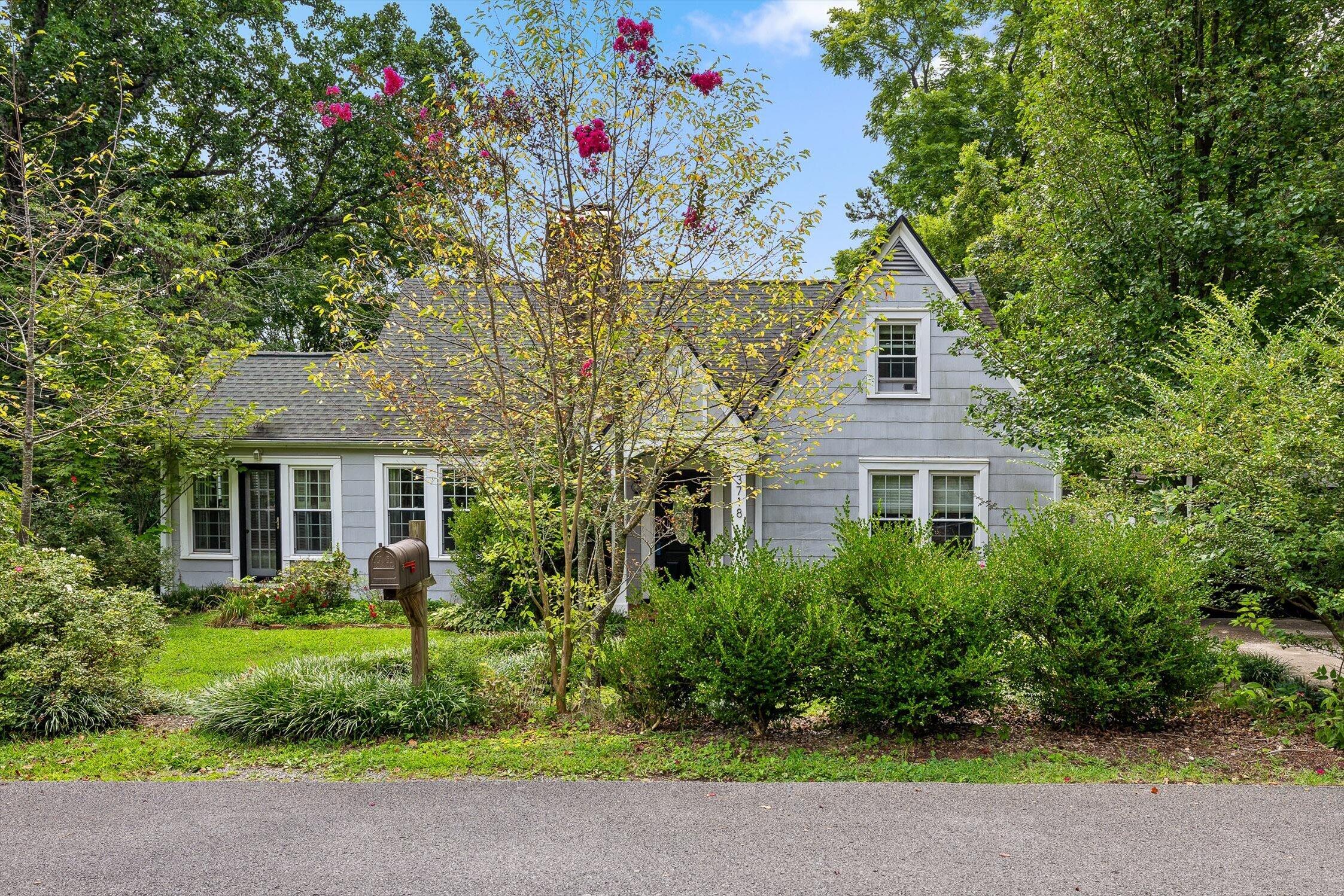3718 Oweda Terrace