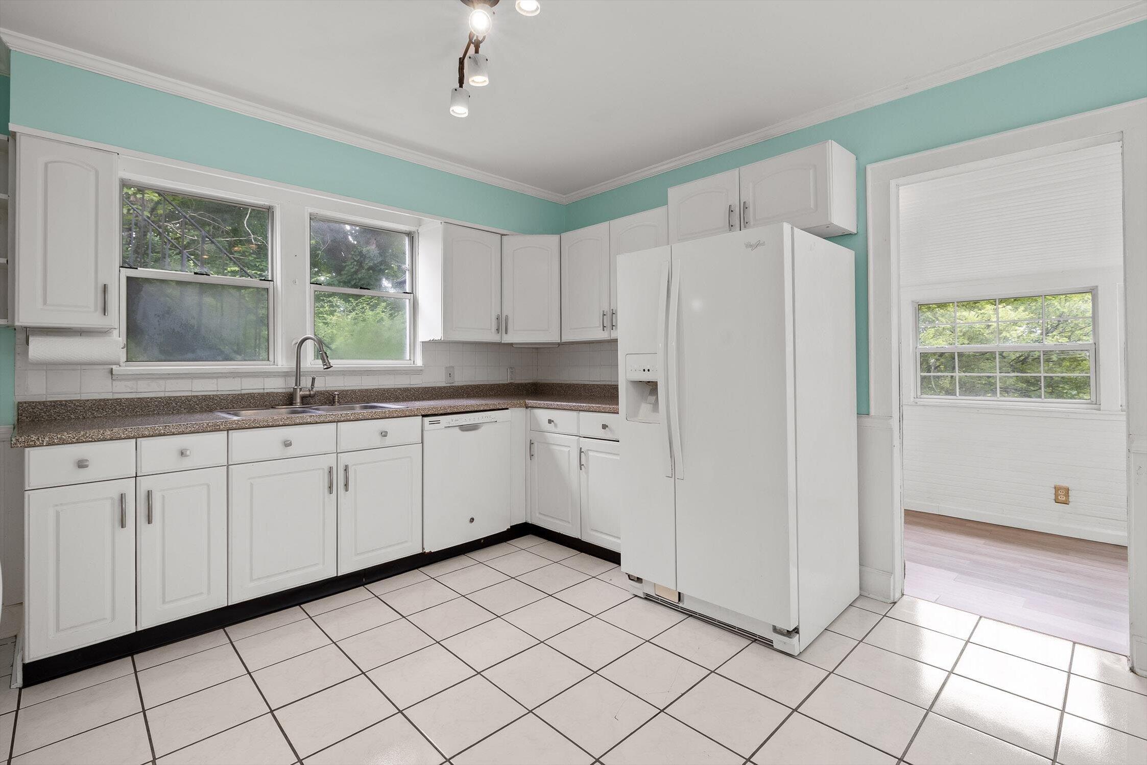 3718 Oweda Terrace