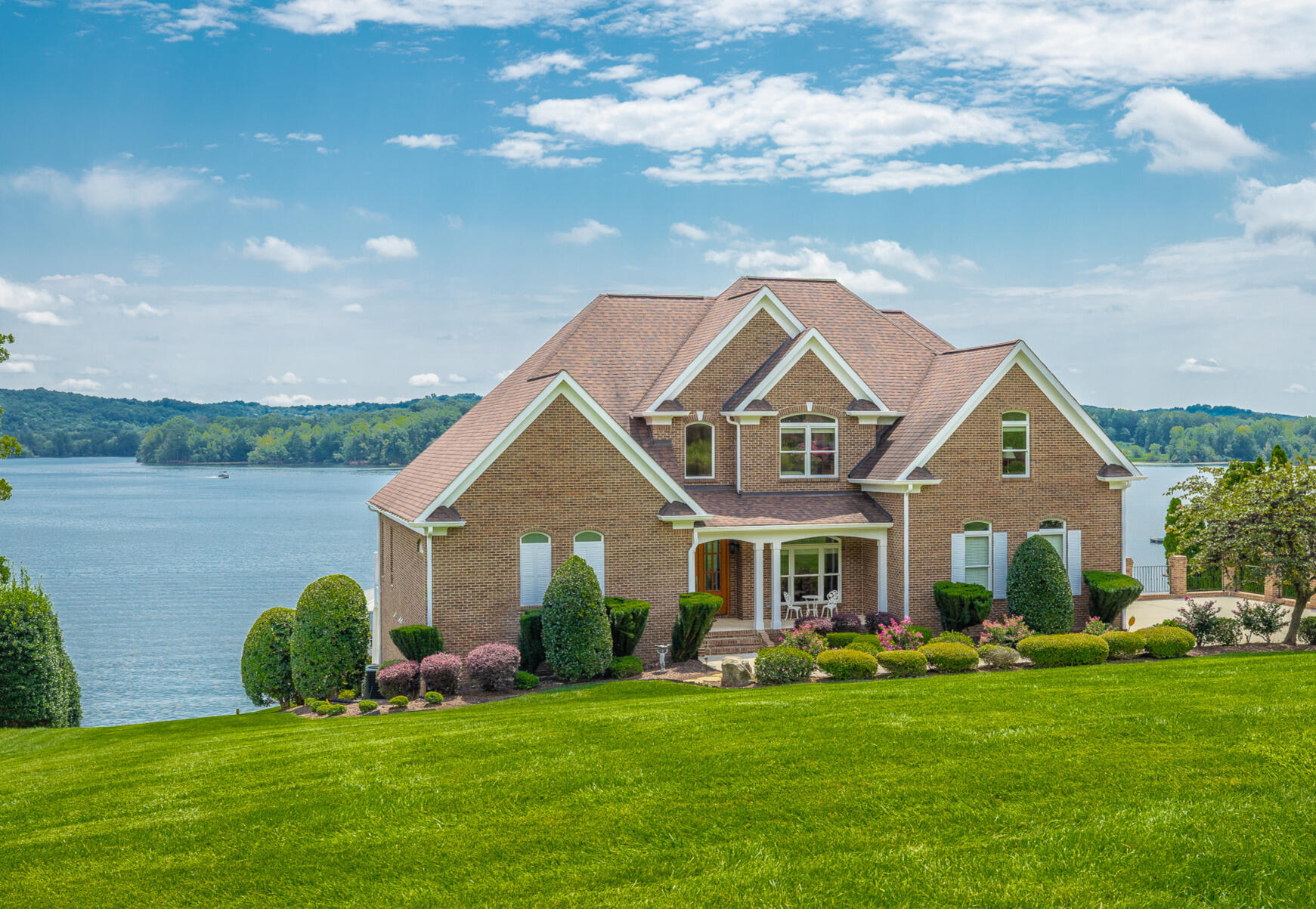 2611 Heron Cove Lane