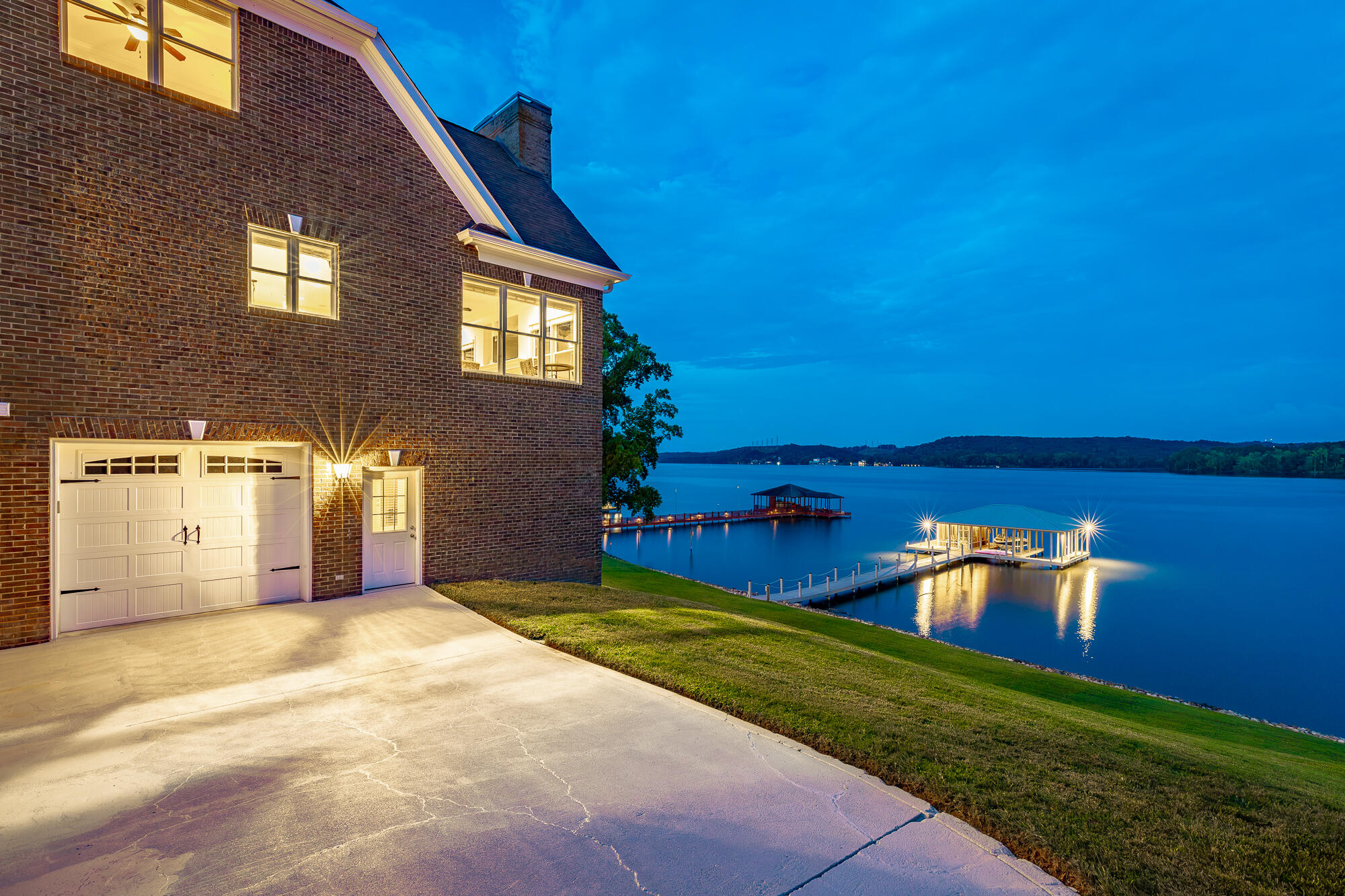 2611 Heron Cove Lane