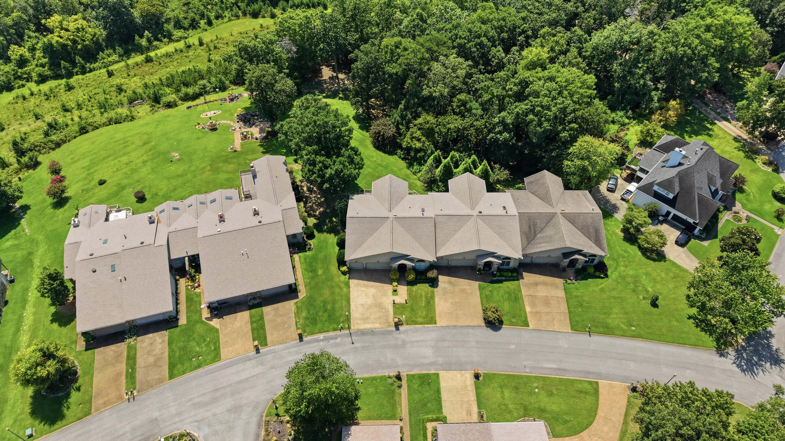 5908 Rainbow Springs Drive