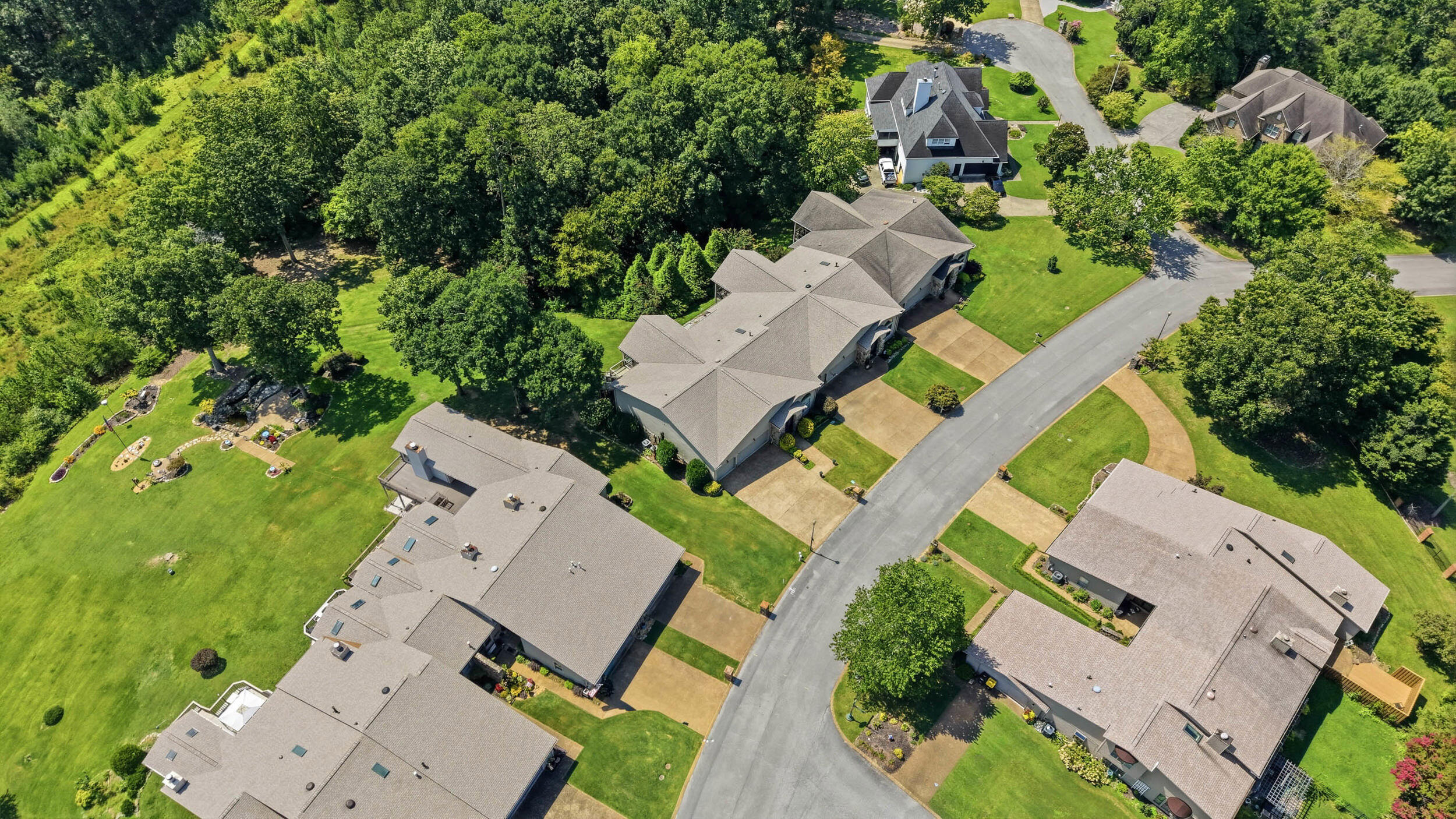 5908 Rainbow Springs Drive