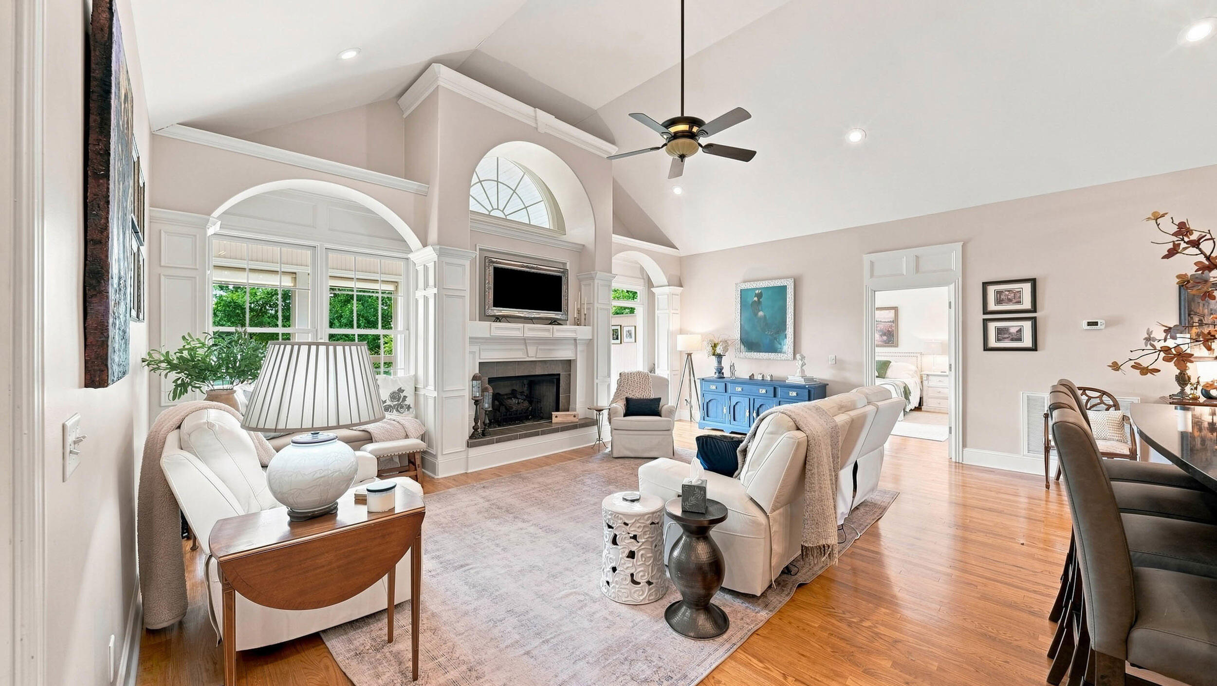 5908 Rainbow Springs Drive