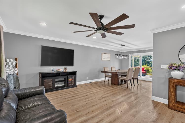 469 Post Oak Road
