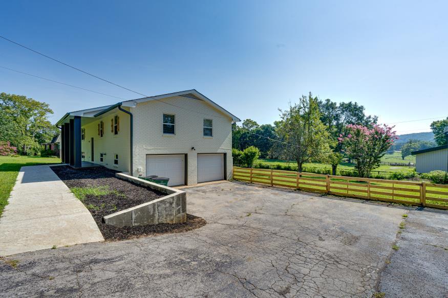 469 Post Oak Road