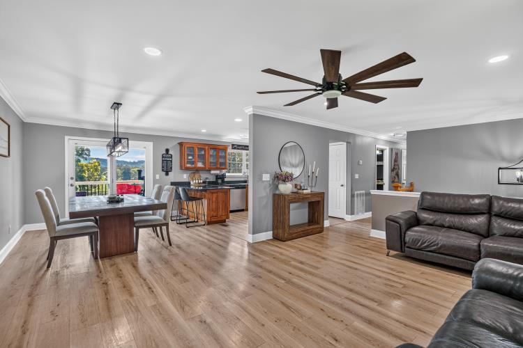 469 Post Oak Road