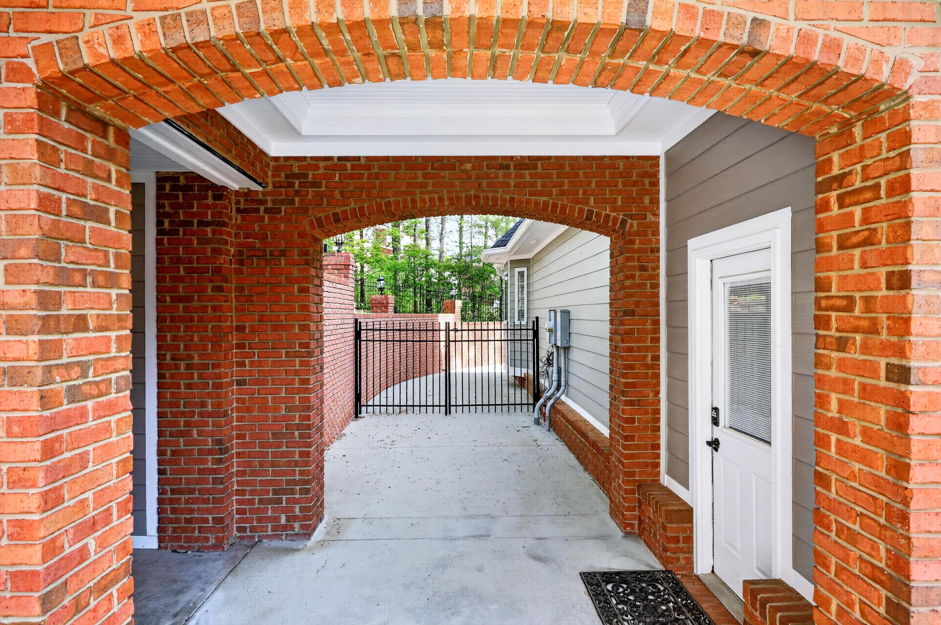 88 Herron Lane