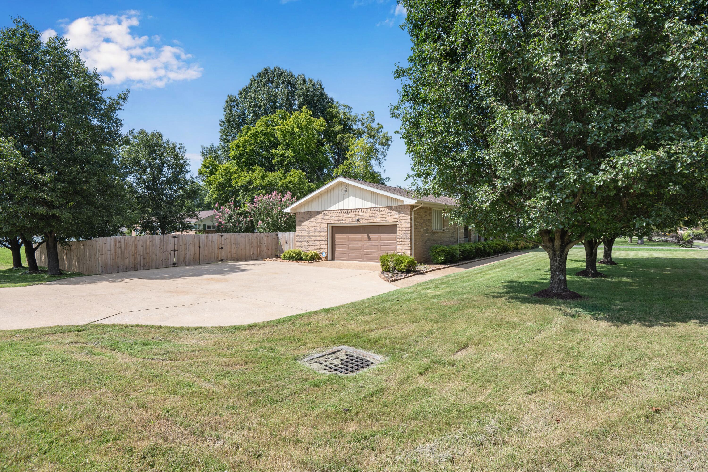154 Valleybrook Circle