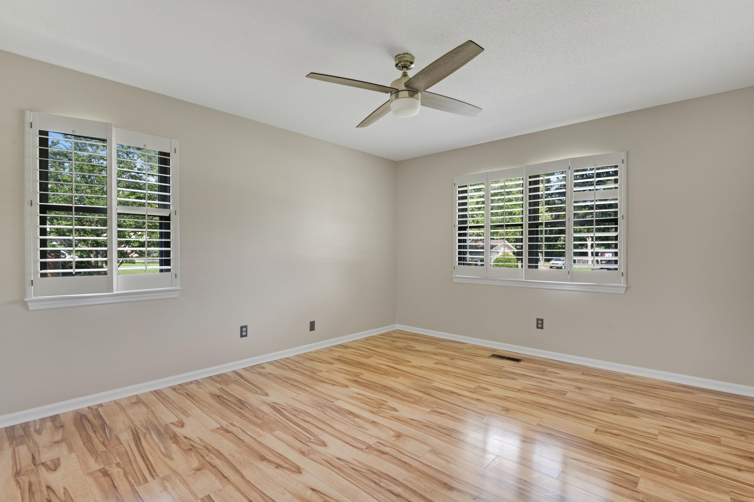 154 Valleybrook Circle