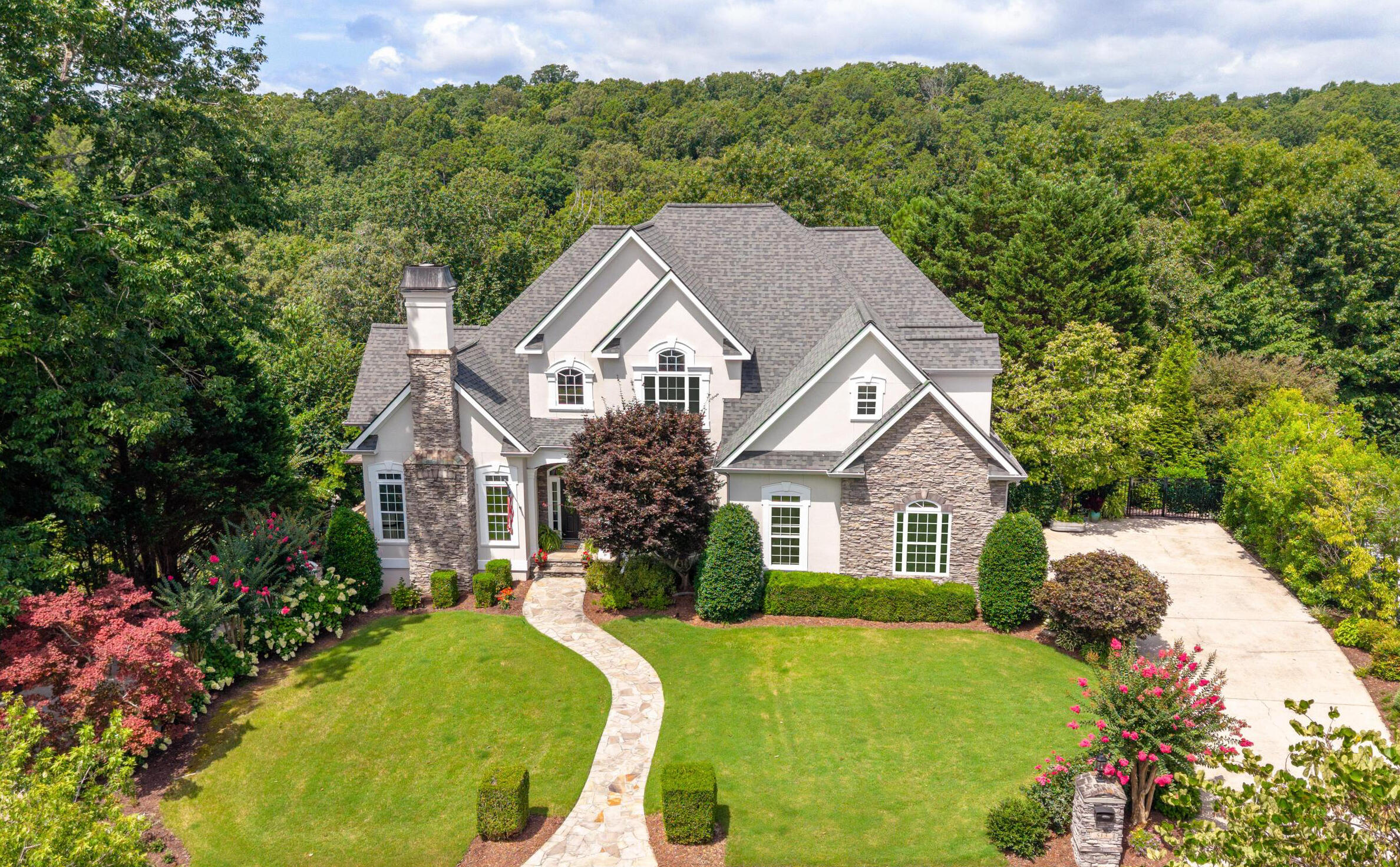 513 Grand Mountain Drive