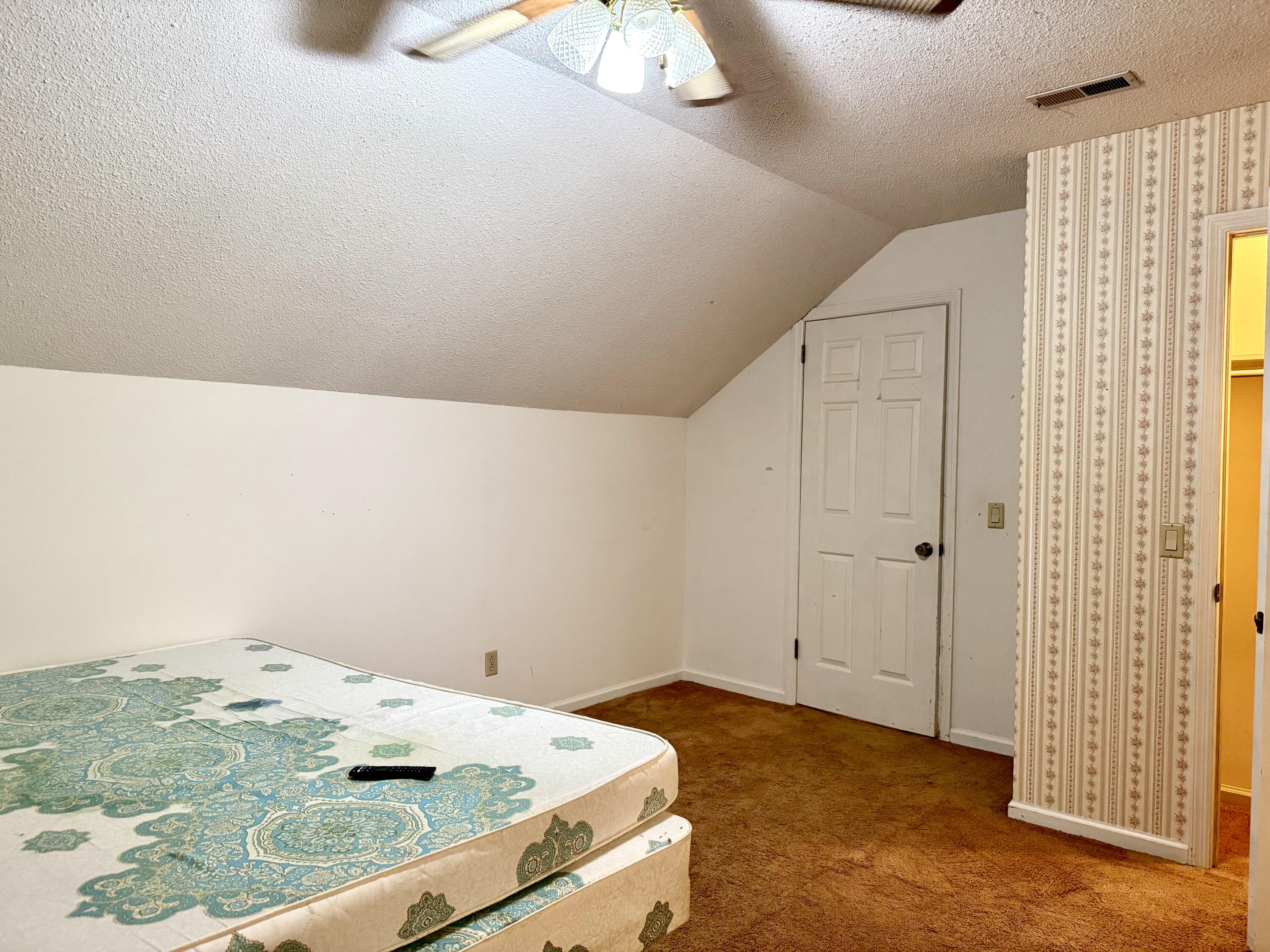 6524 Lake Shadows Circle
