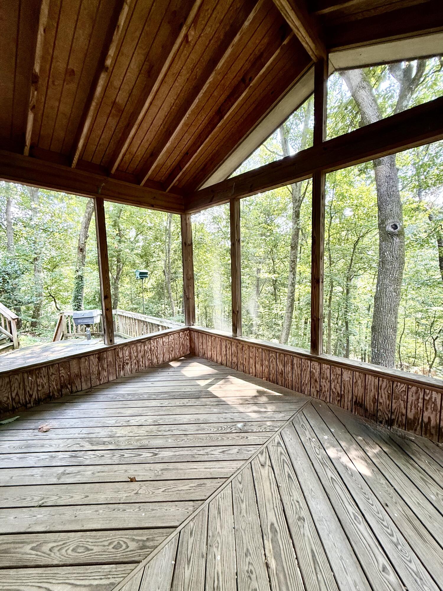 6524 Lake Shadows Circle