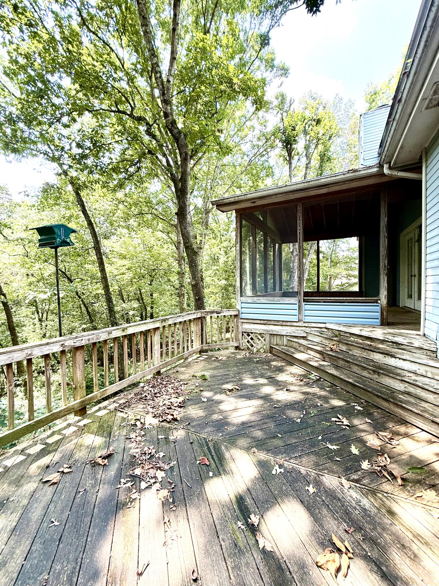 6524 Lake Shadows Circle