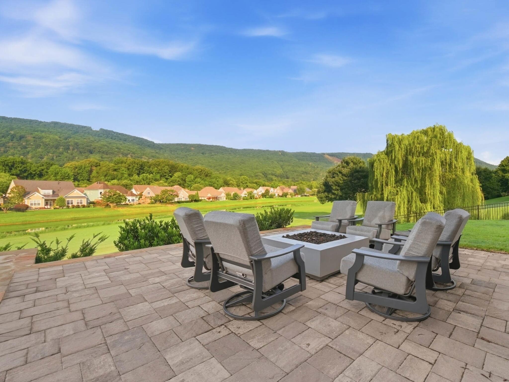 549 Magnolia Vale Drive