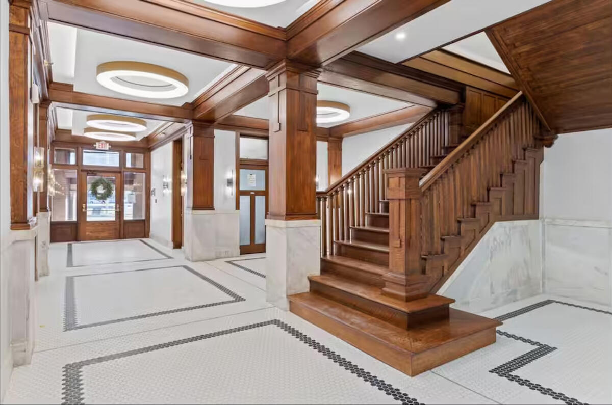 707 Georgia Avenue, #301