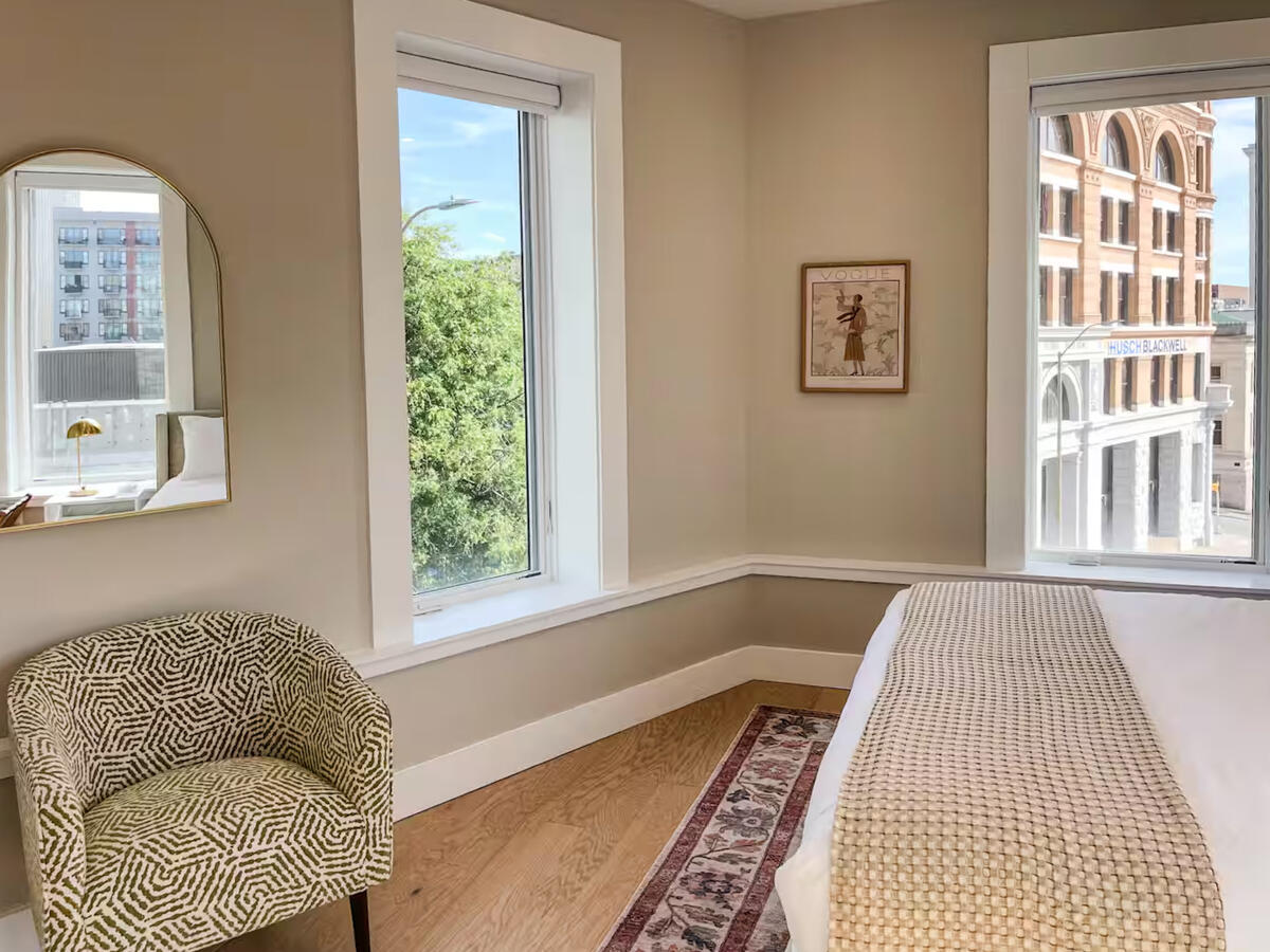 707 Georgia Avenue, #301