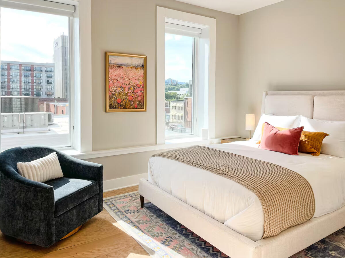 707 Georgia Avenue, #301