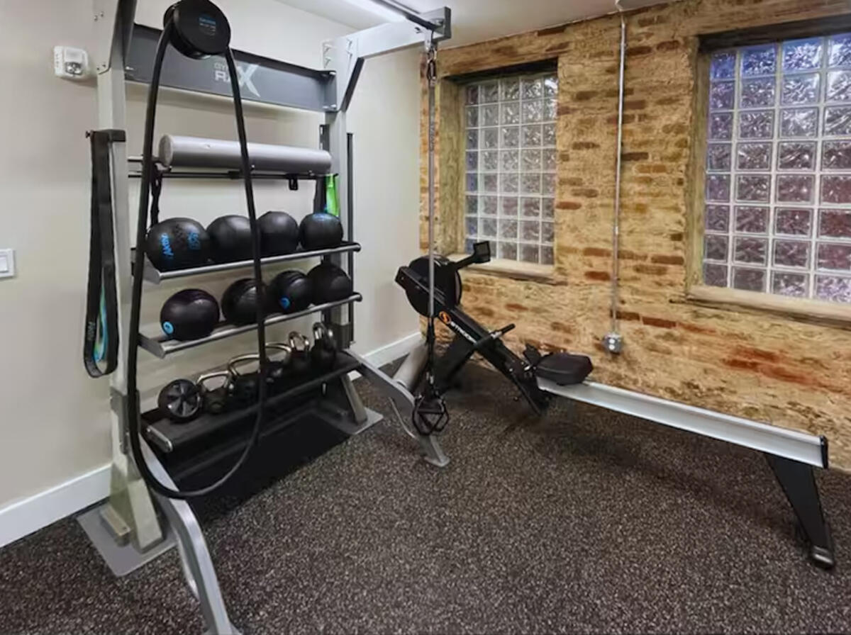 707 Georgia Avenue, #301