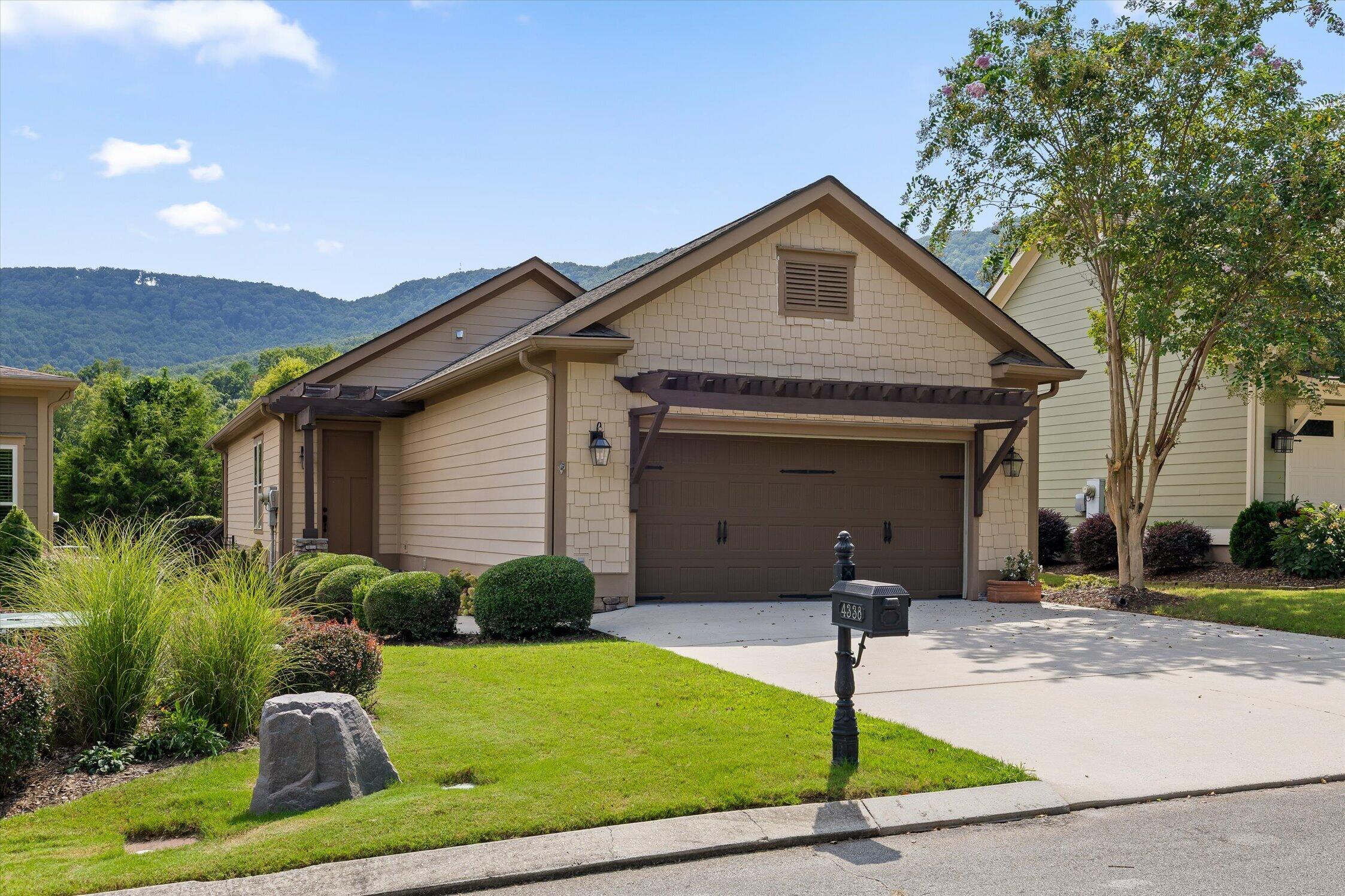 4338 Nestledown Court