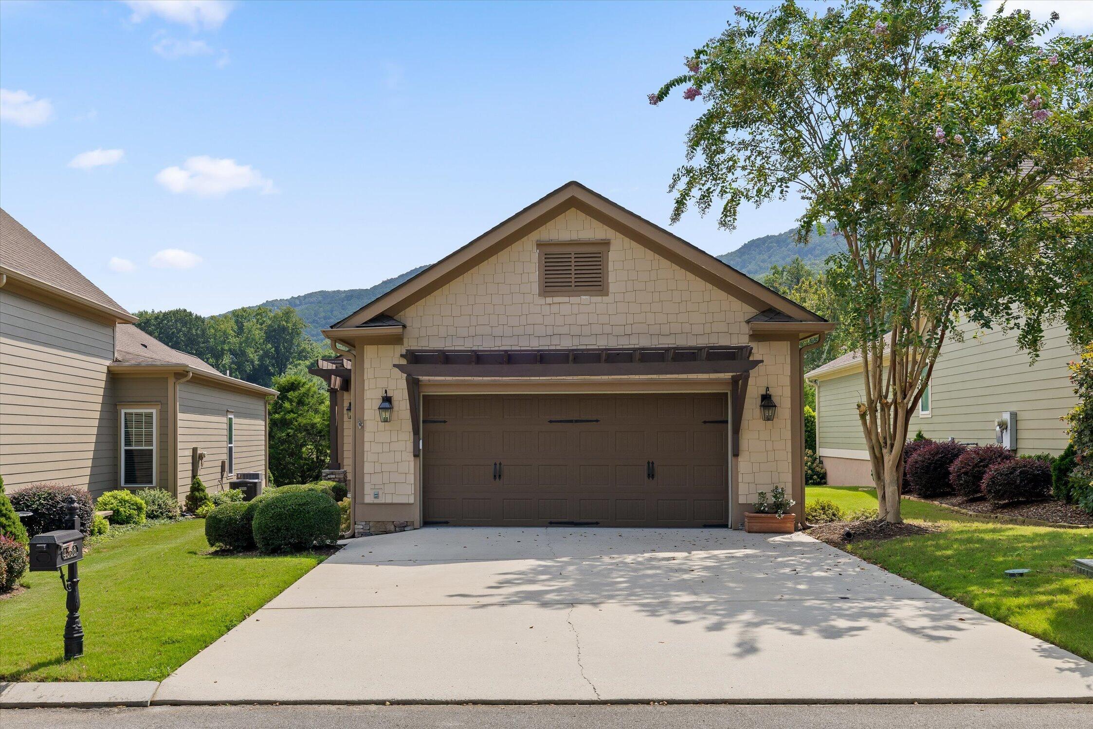 4338 Nestledown Court