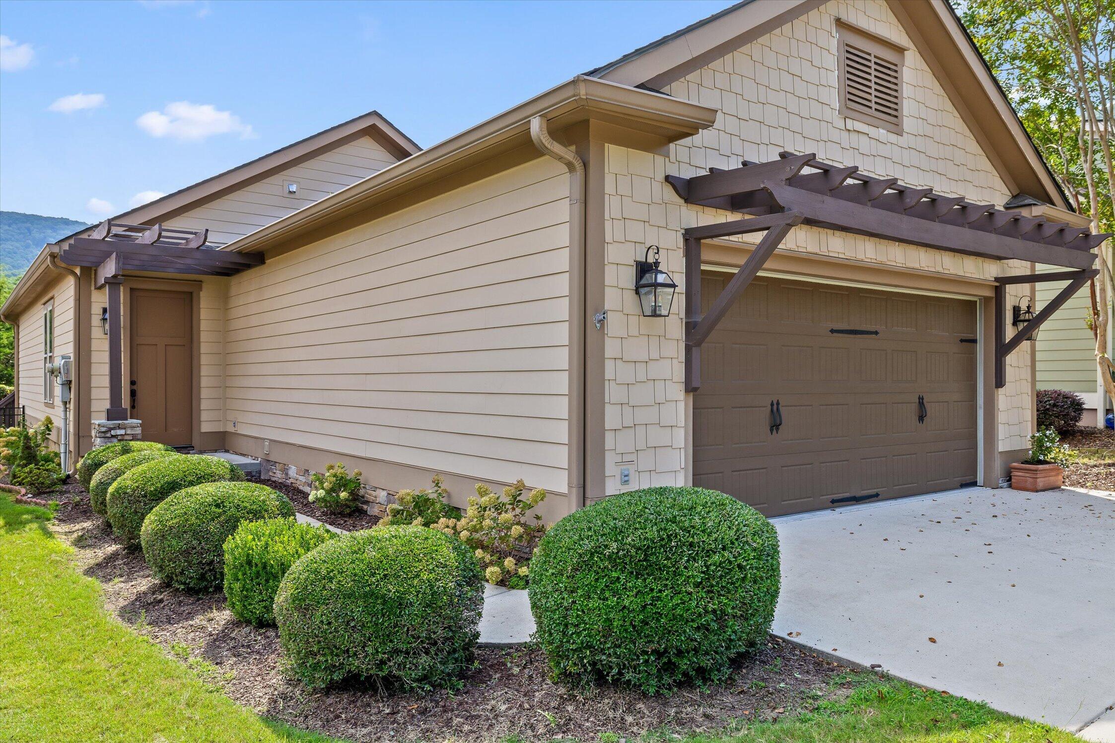 4338 Nestledown Court