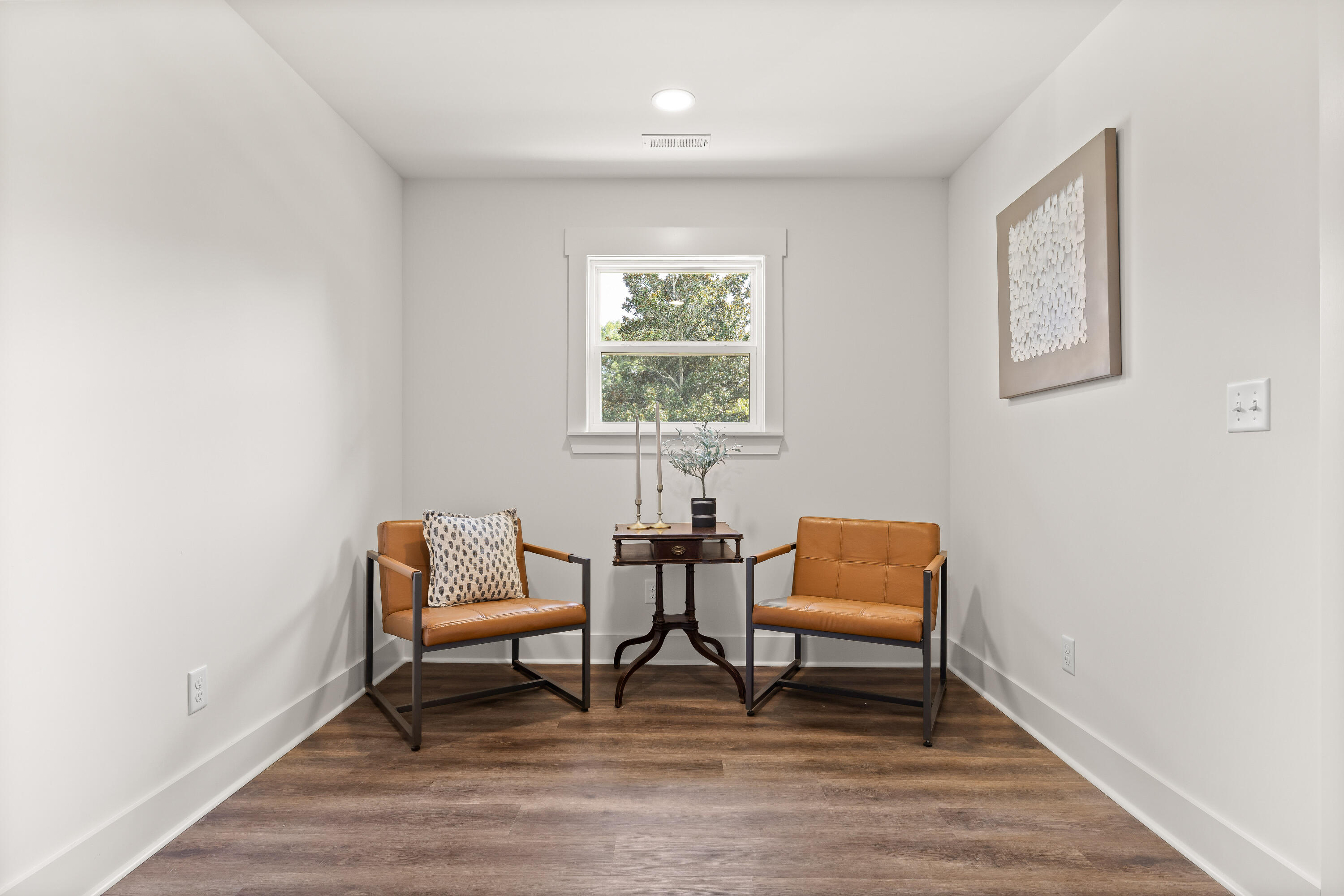 2323 Lyons Lane