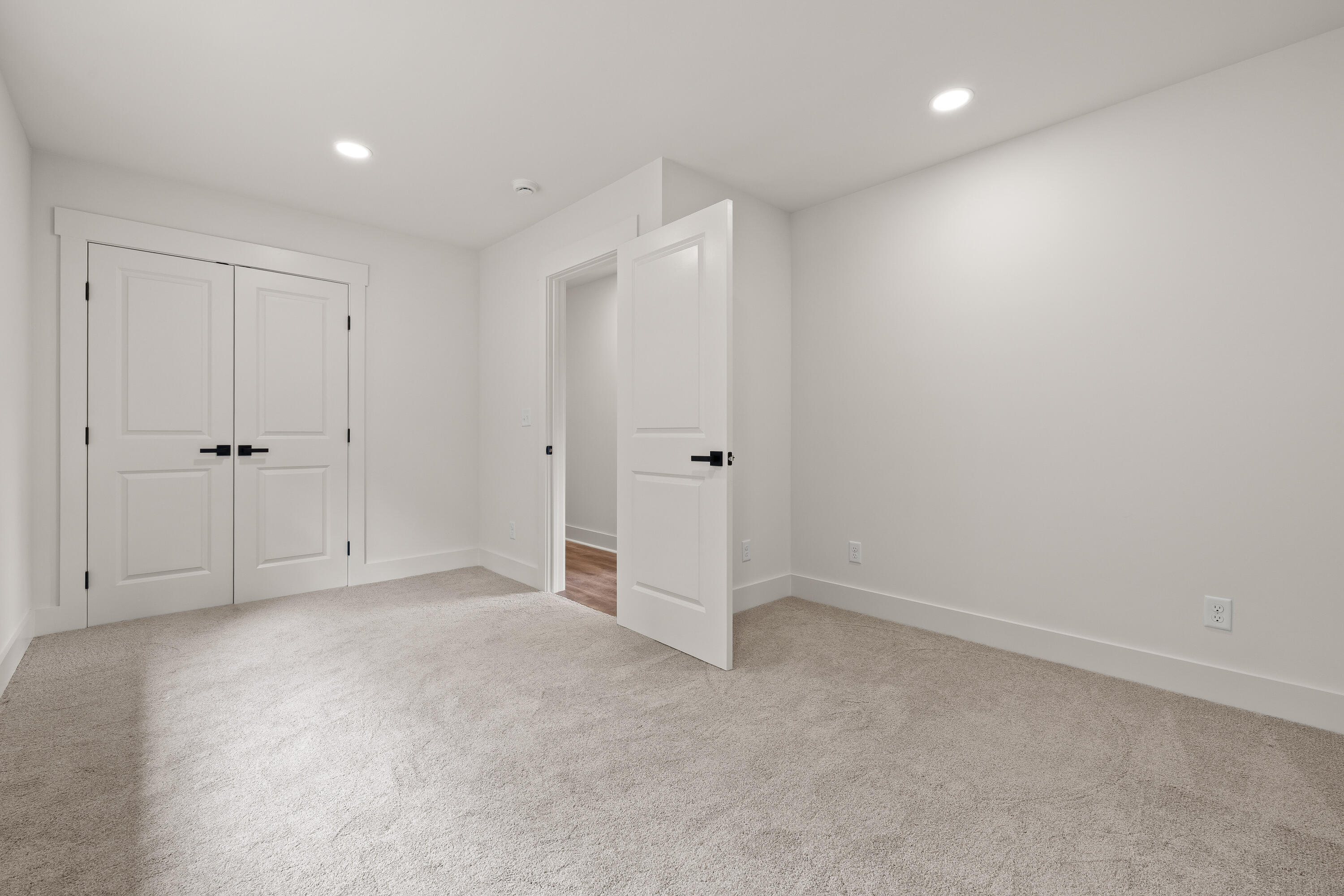 2323 Lyons Lane