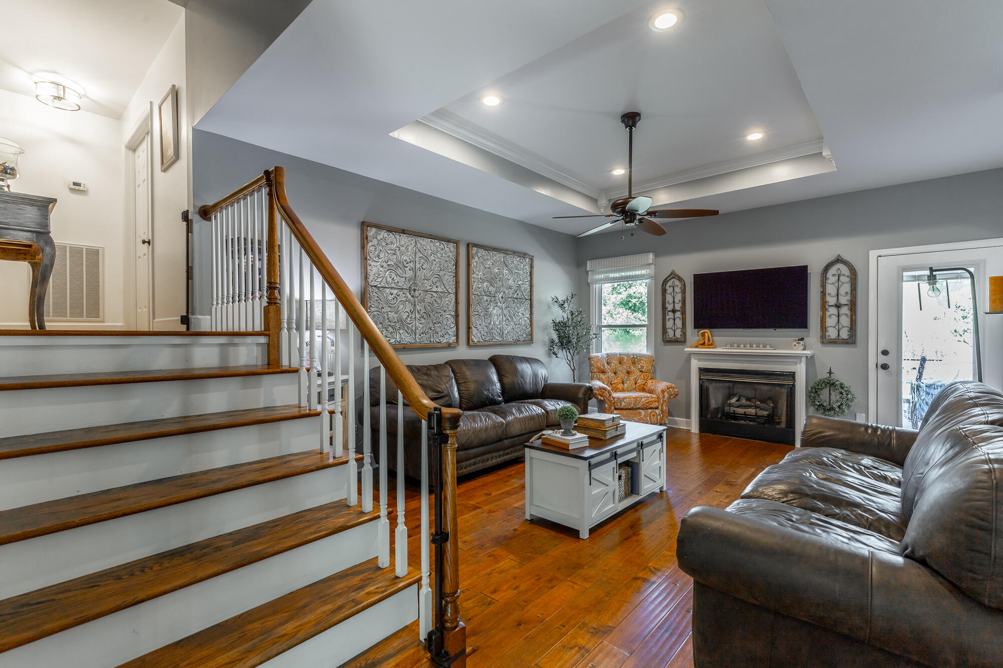 6503 Fox Den Lane