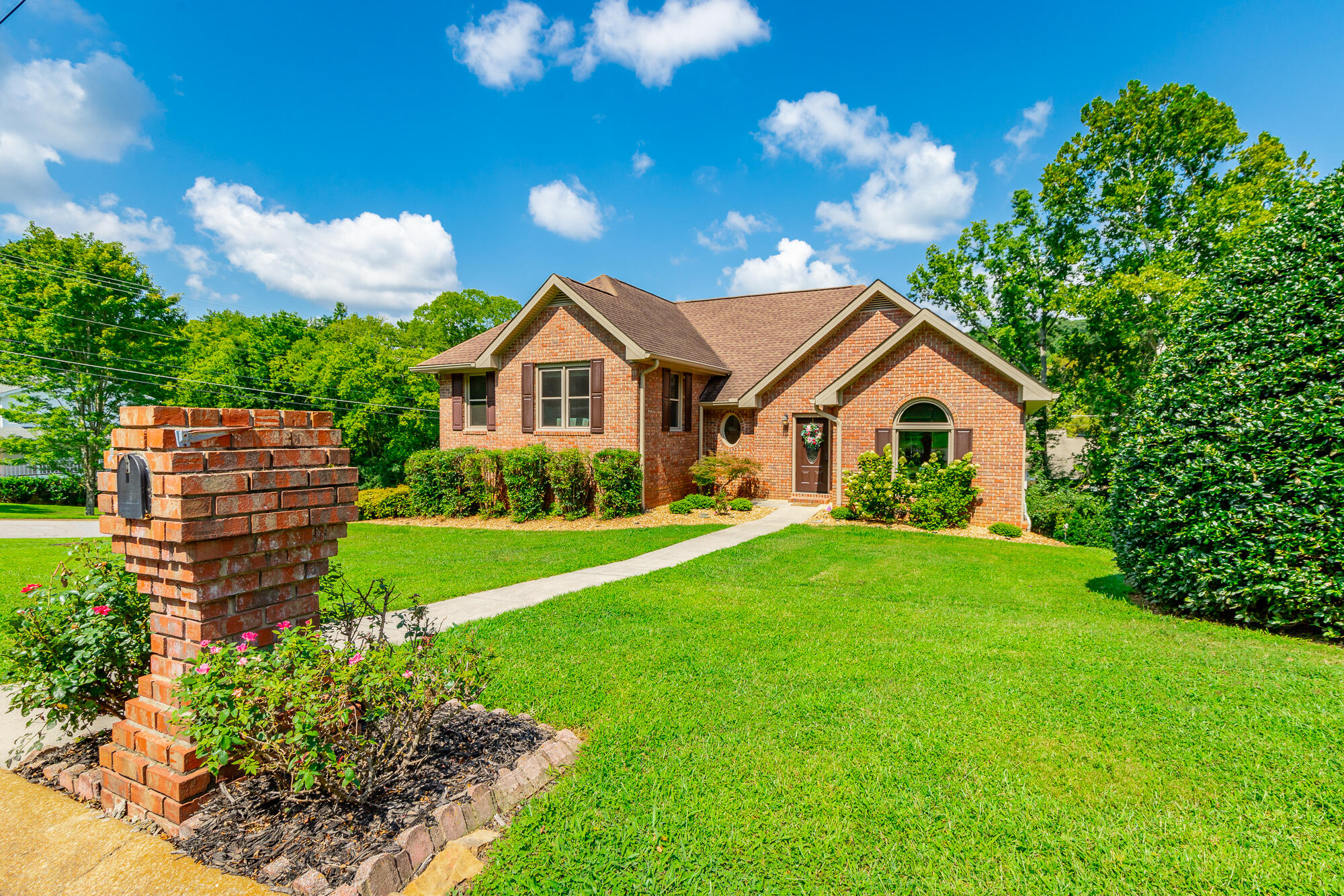 6503 Fox Den Lane