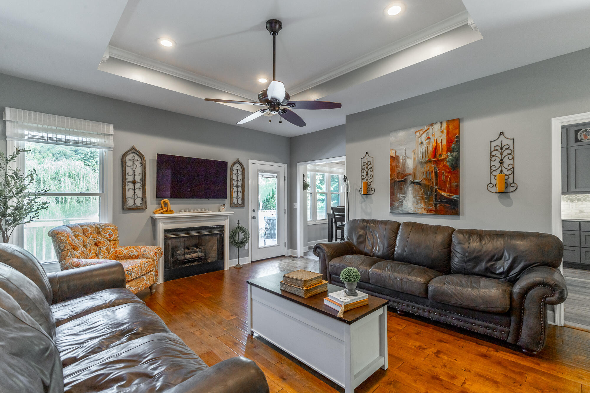 6503 Fox Den Lane
