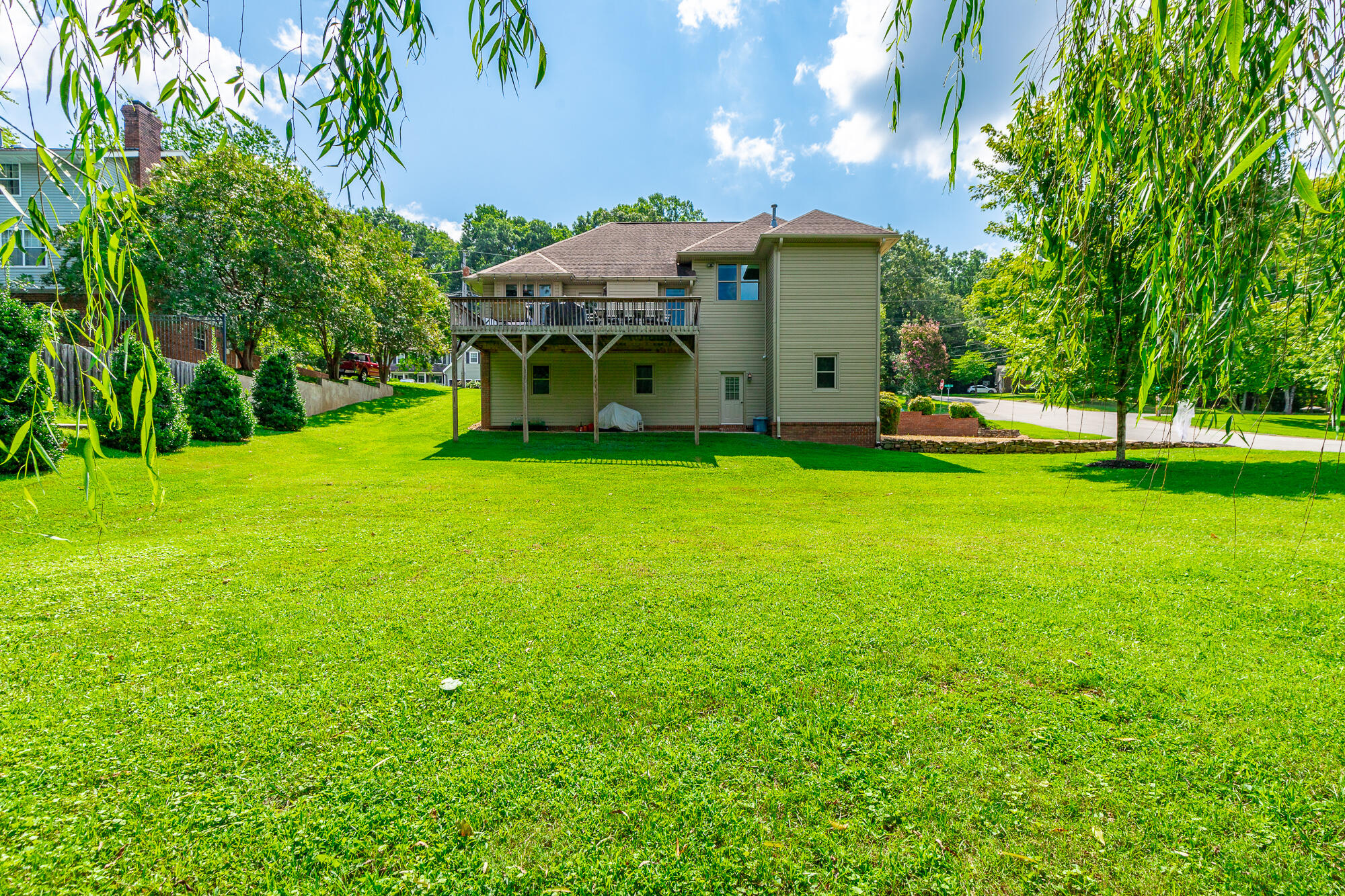 6503 Fox Den Lane