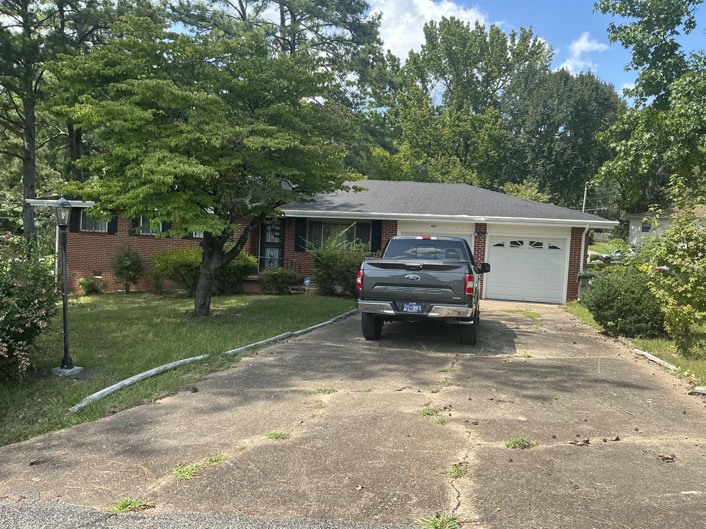 5507 Upshaw Drive