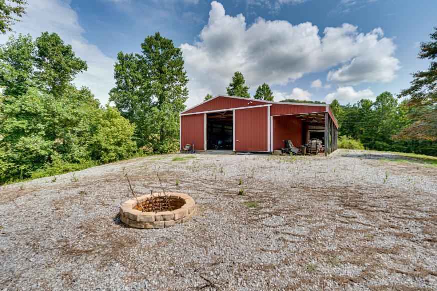 811 Belltown Road