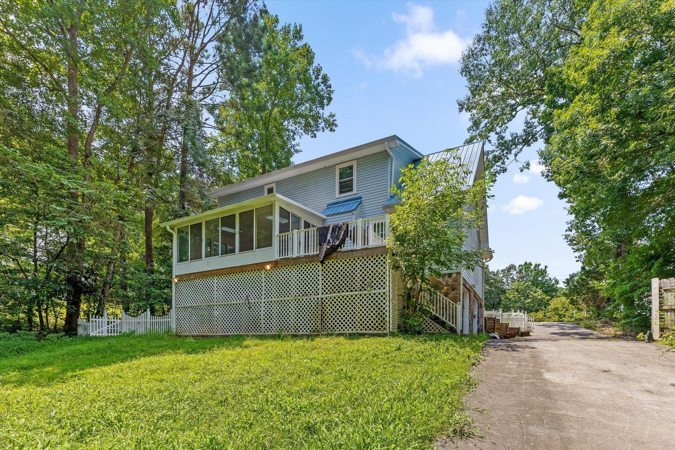 120 NW Buckeye Lane NW