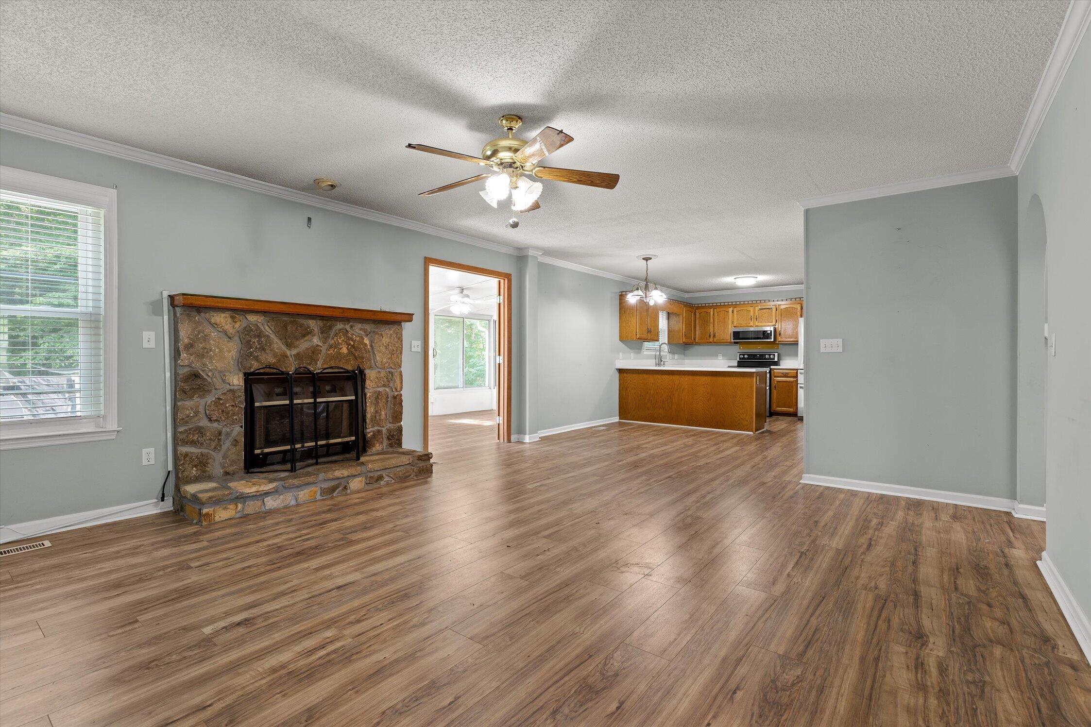 120 NW Buckeye Lane NW
