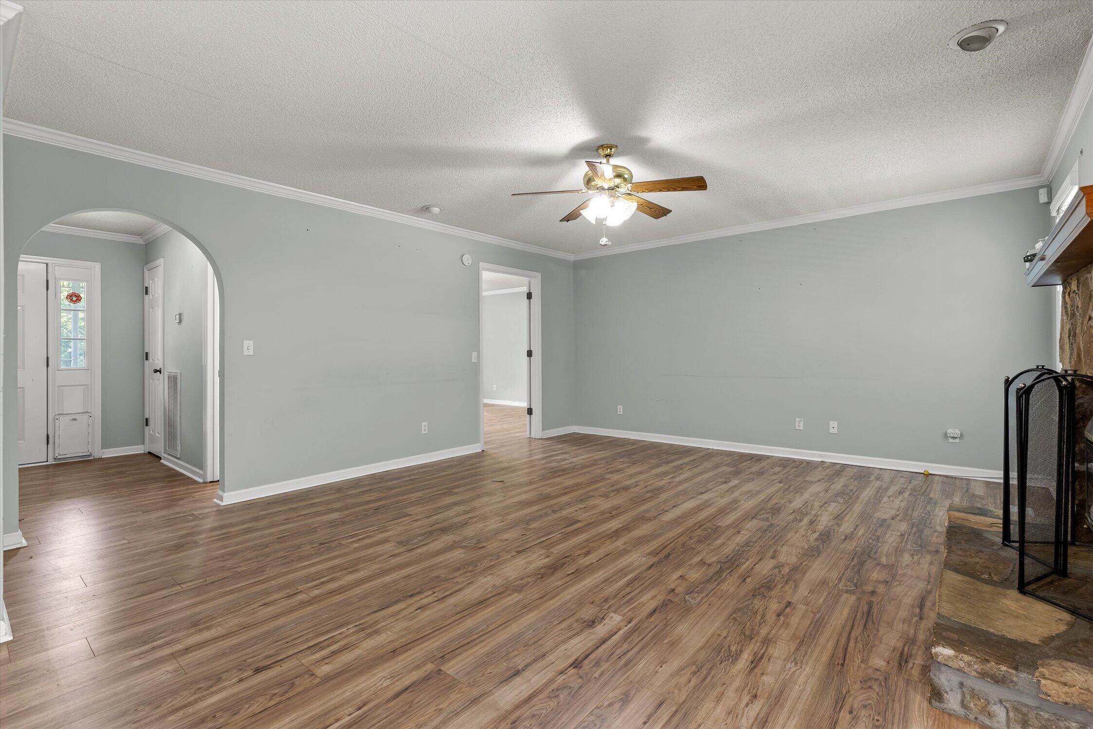 120 NW Buckeye Lane NW