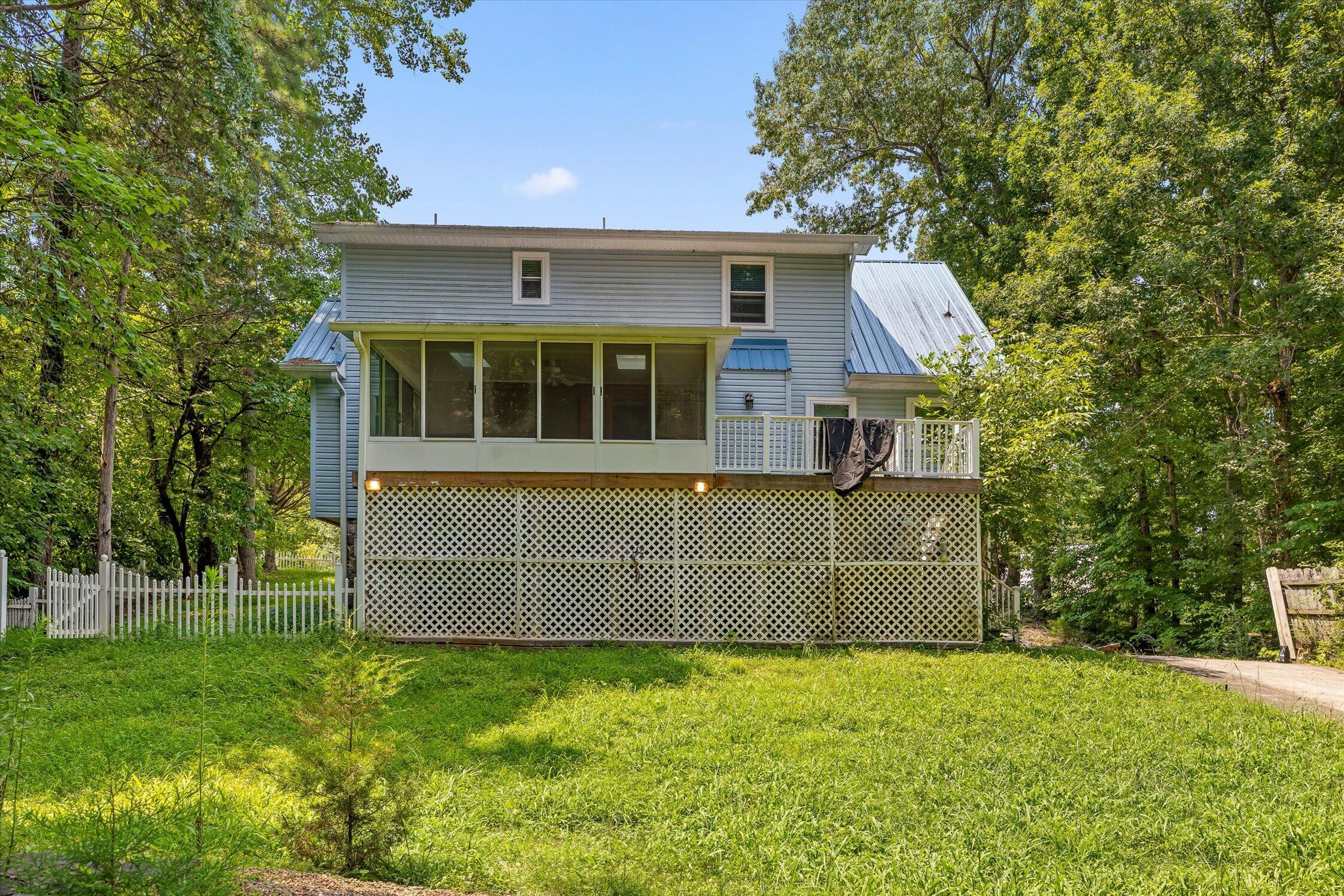 120 NW Buckeye Lane NW