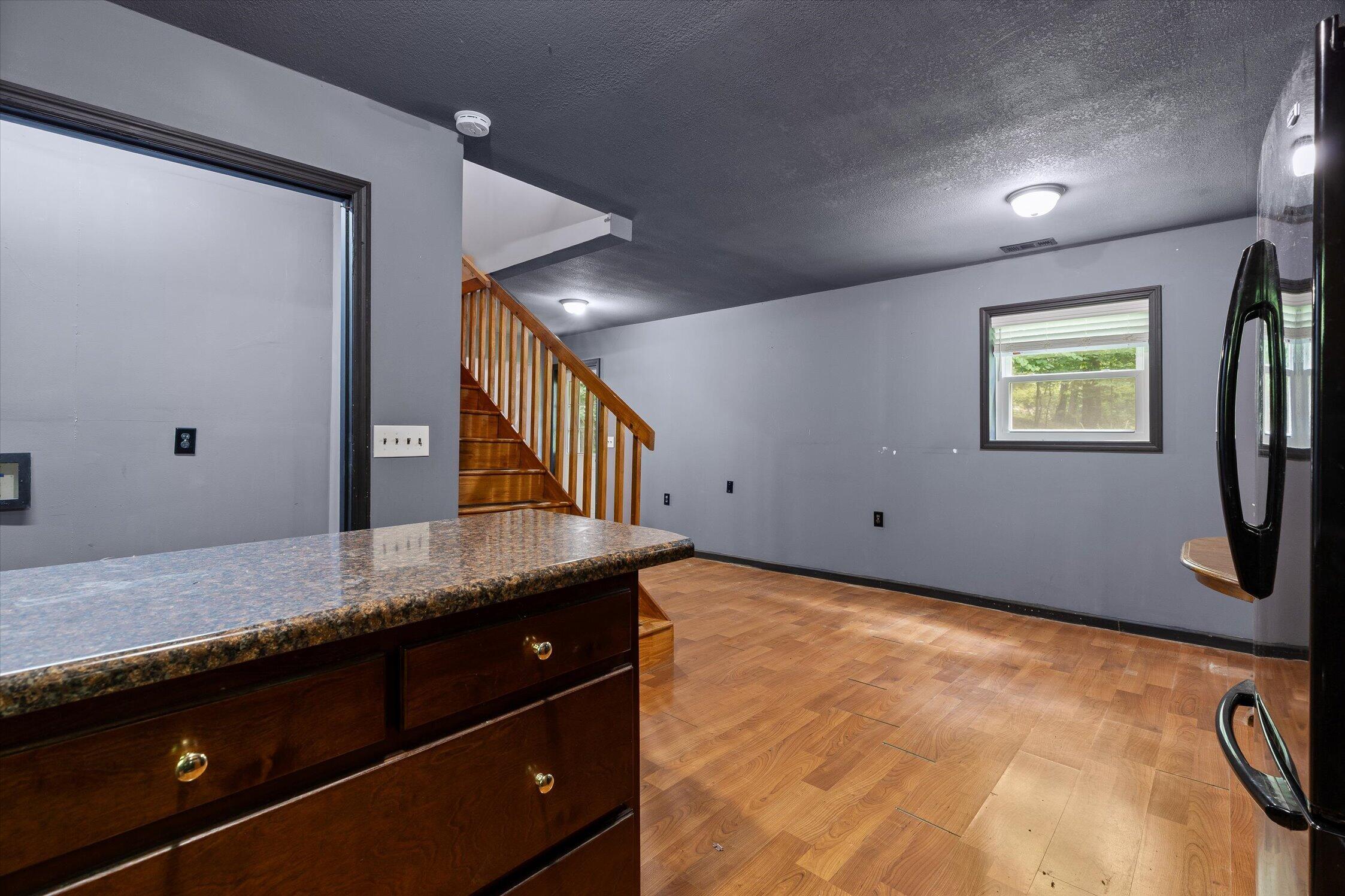 120 NW Buckeye Lane NW
