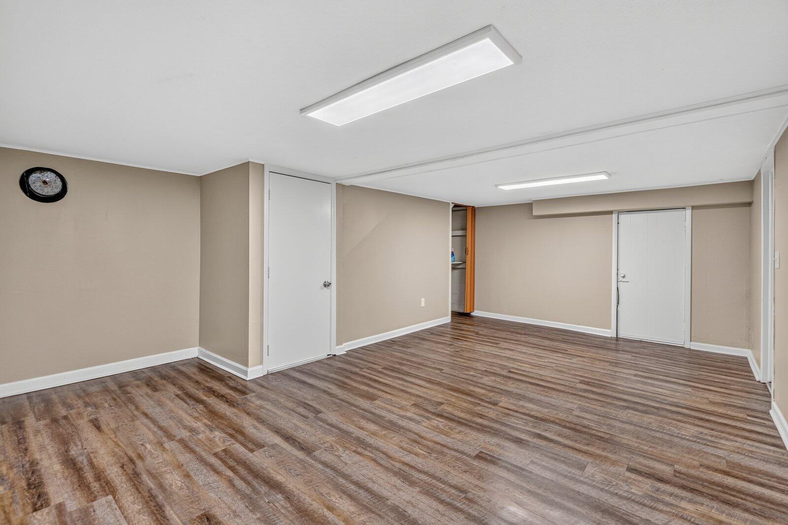 6 Canary Lane