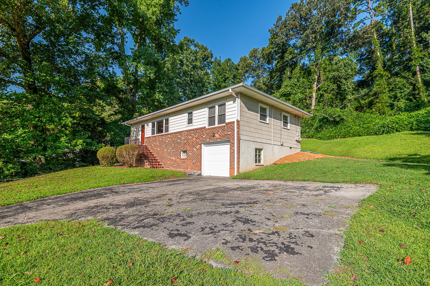1619 S Seminole Drive