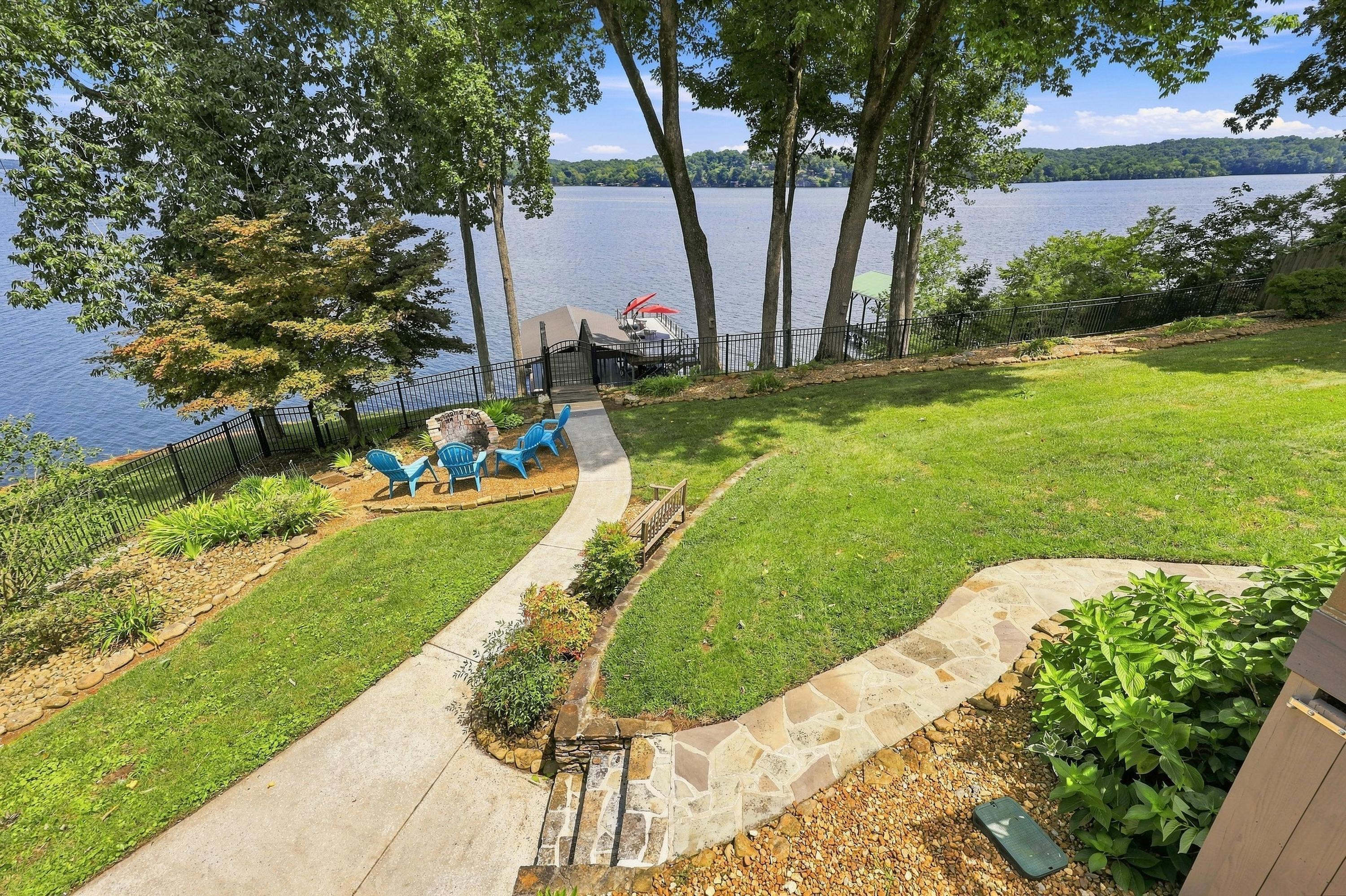 3914 Windward Lane