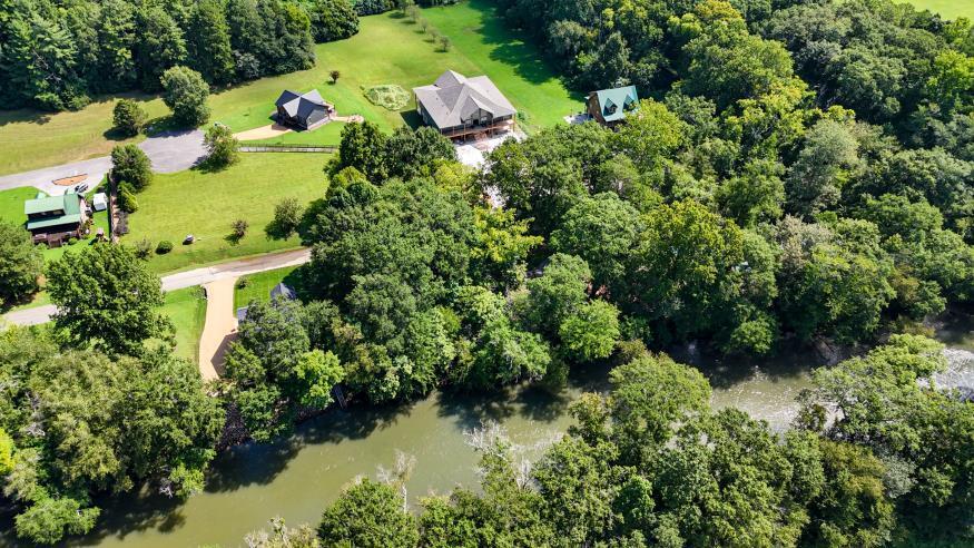 160 Tree Frog Lane