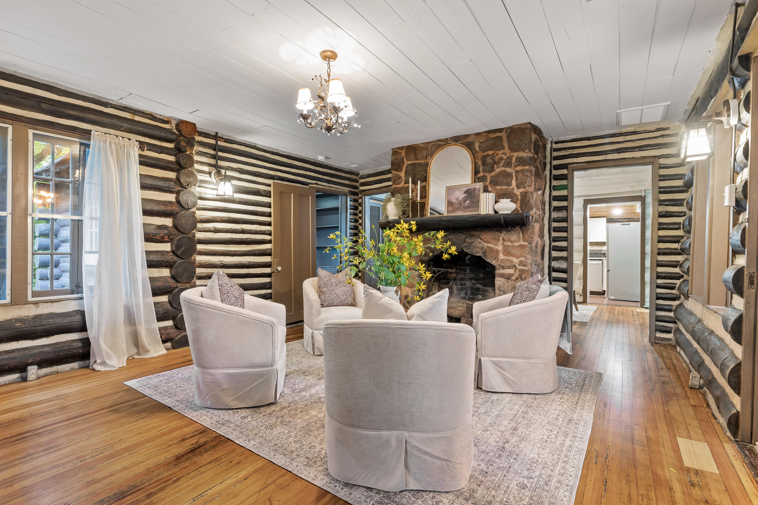 1208 Cinderella Road