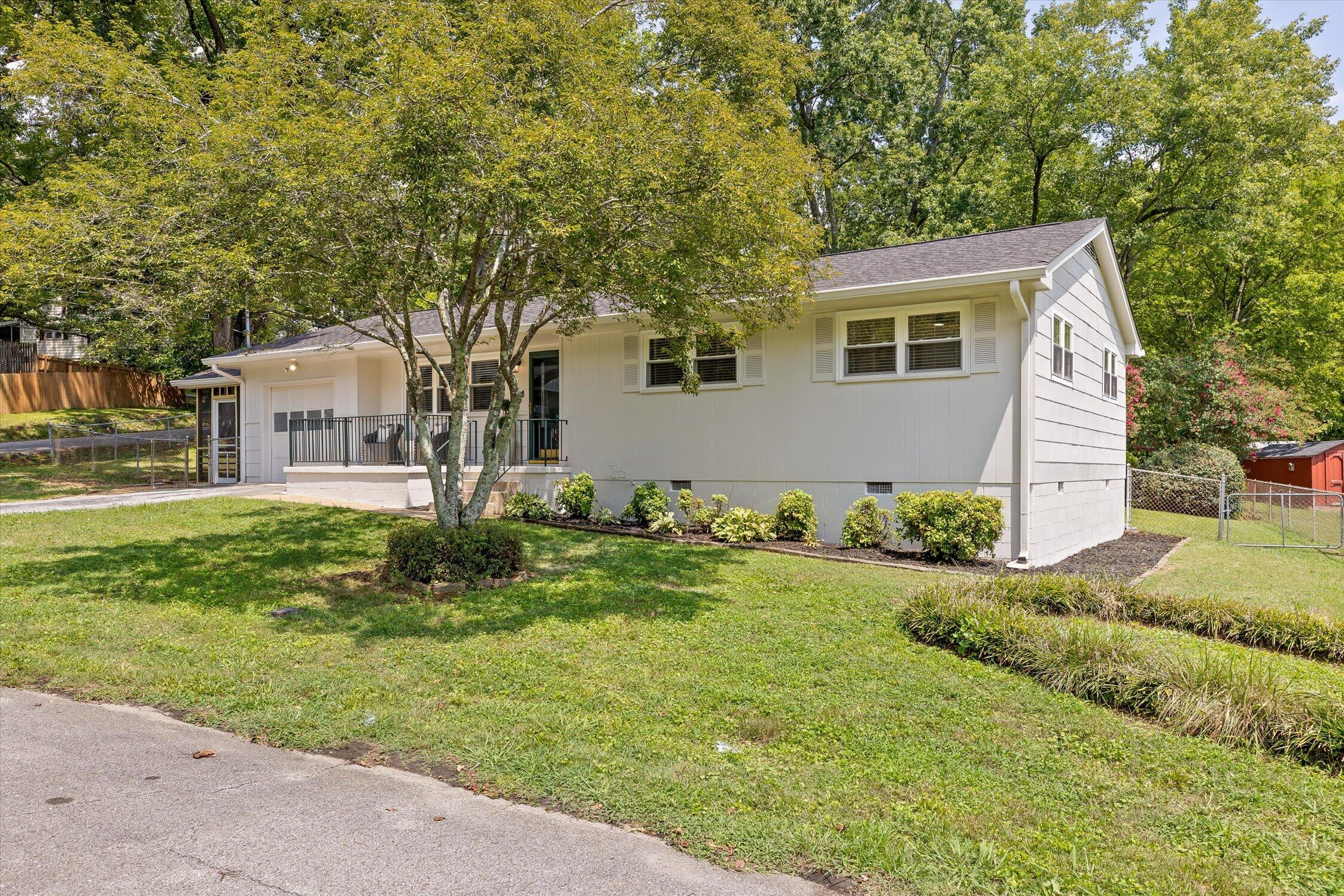 225 Greenleaf Street