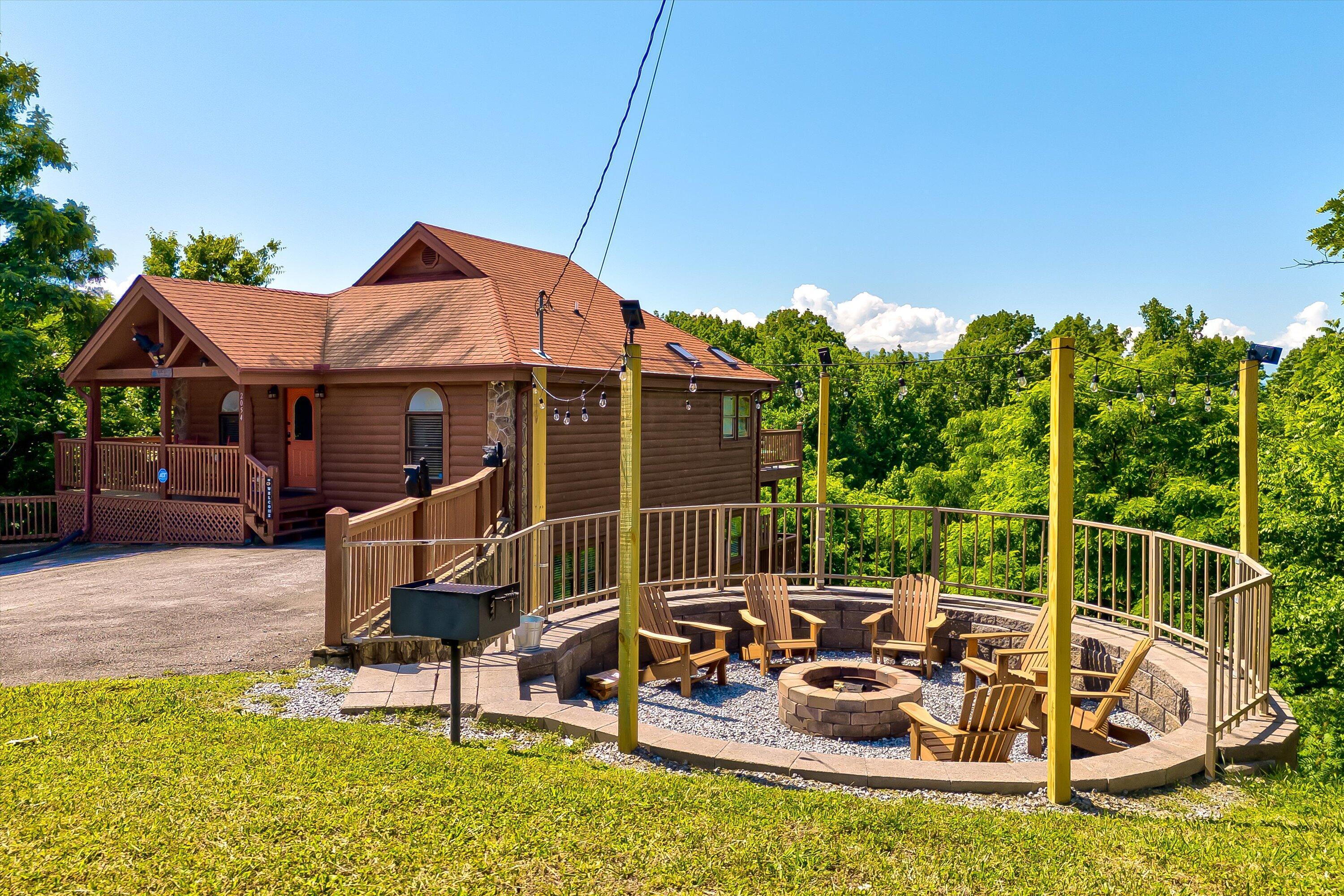 2054 Oakmont Drive