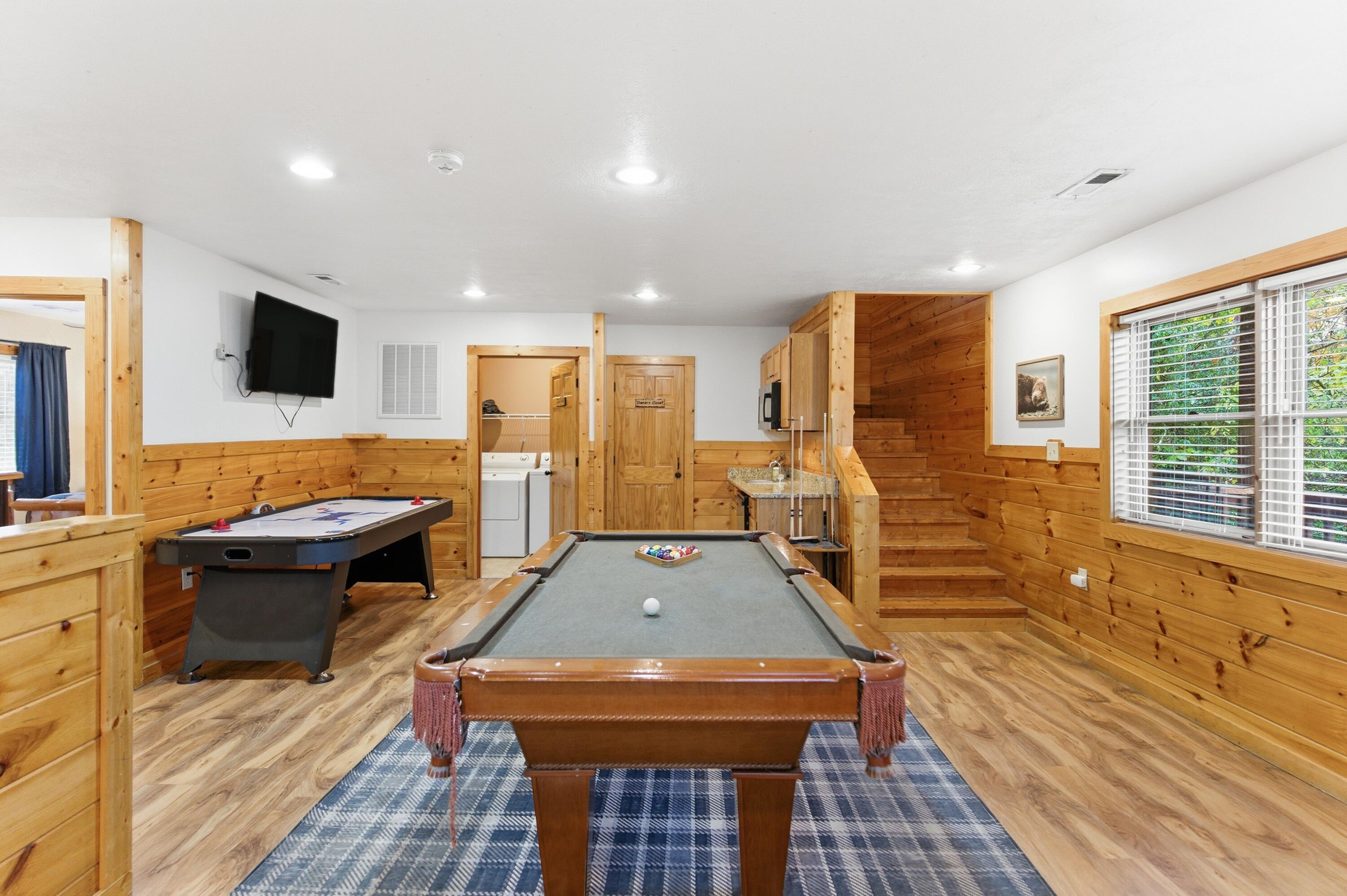 2054 Oakmont Drive