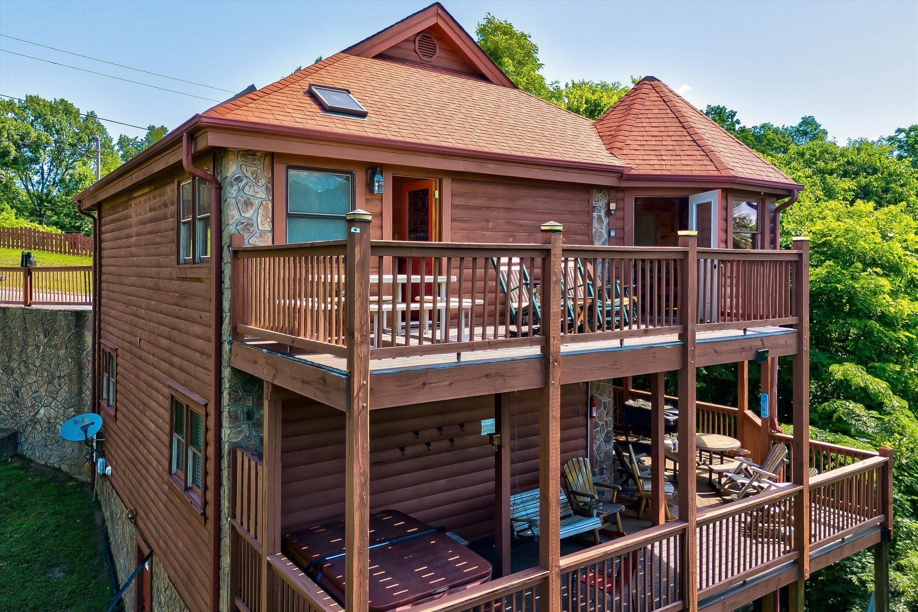 2054 Oakmont Drive