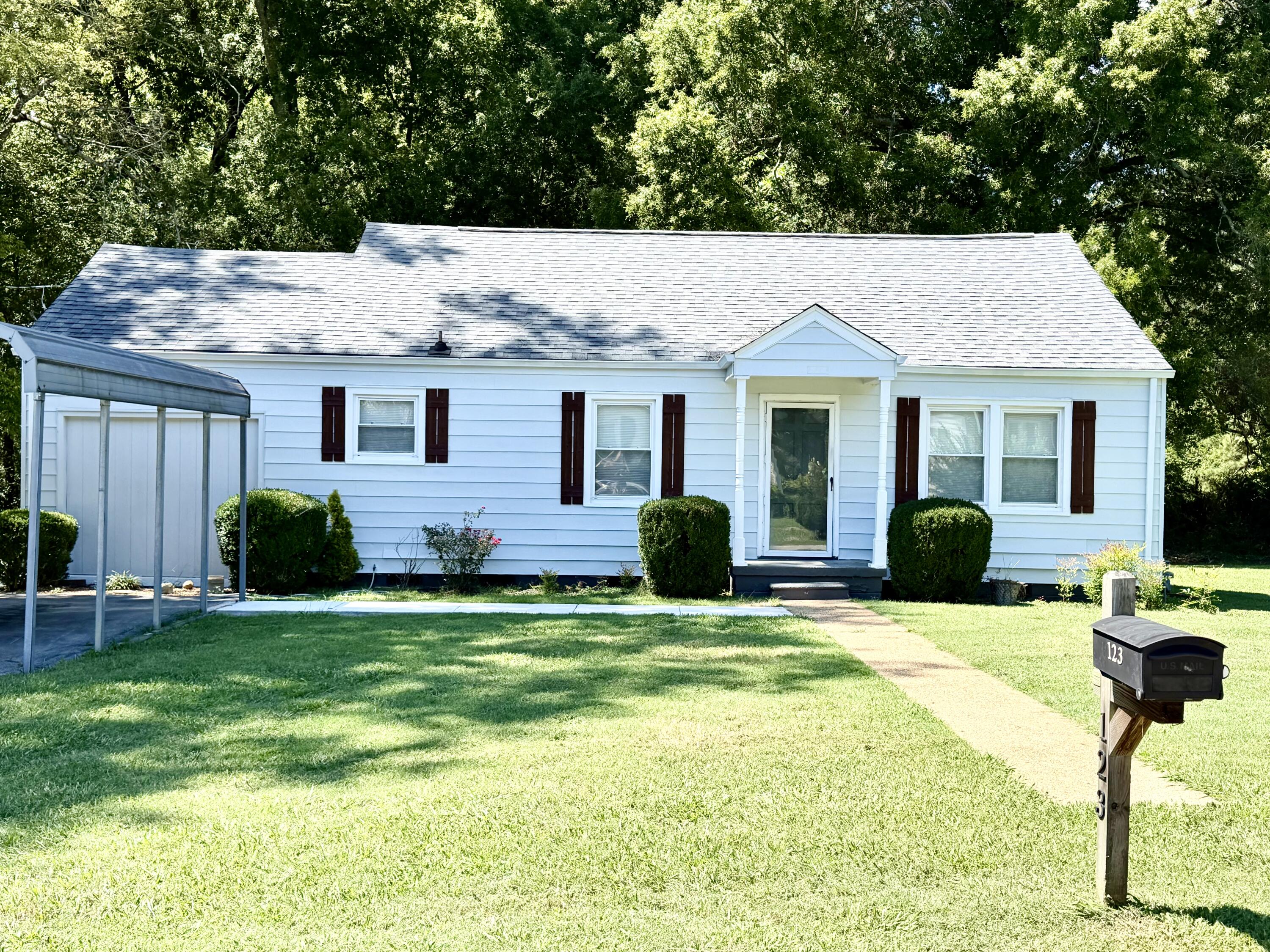 123 Chickamauga Road