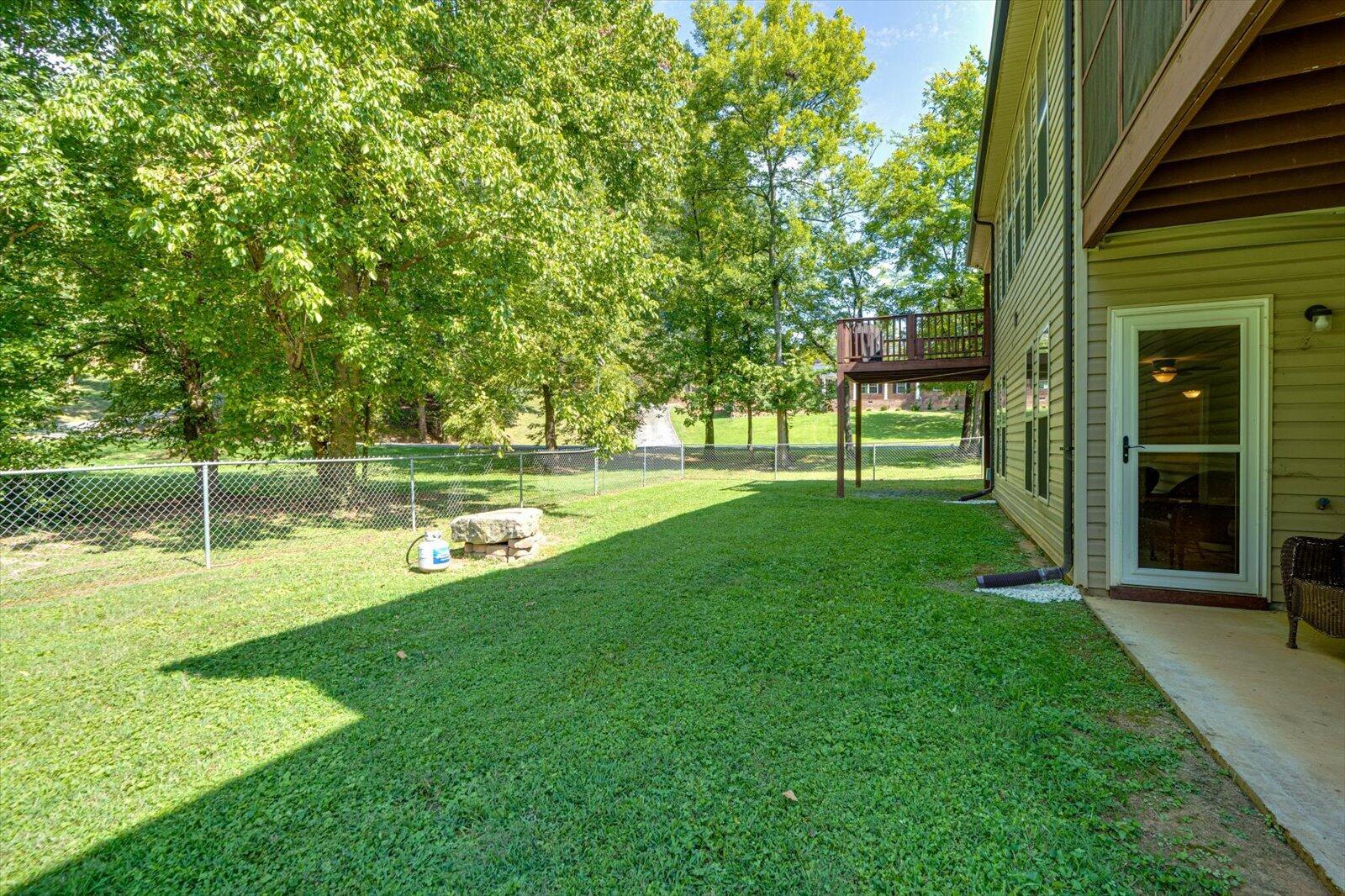 2356 Gale Lane