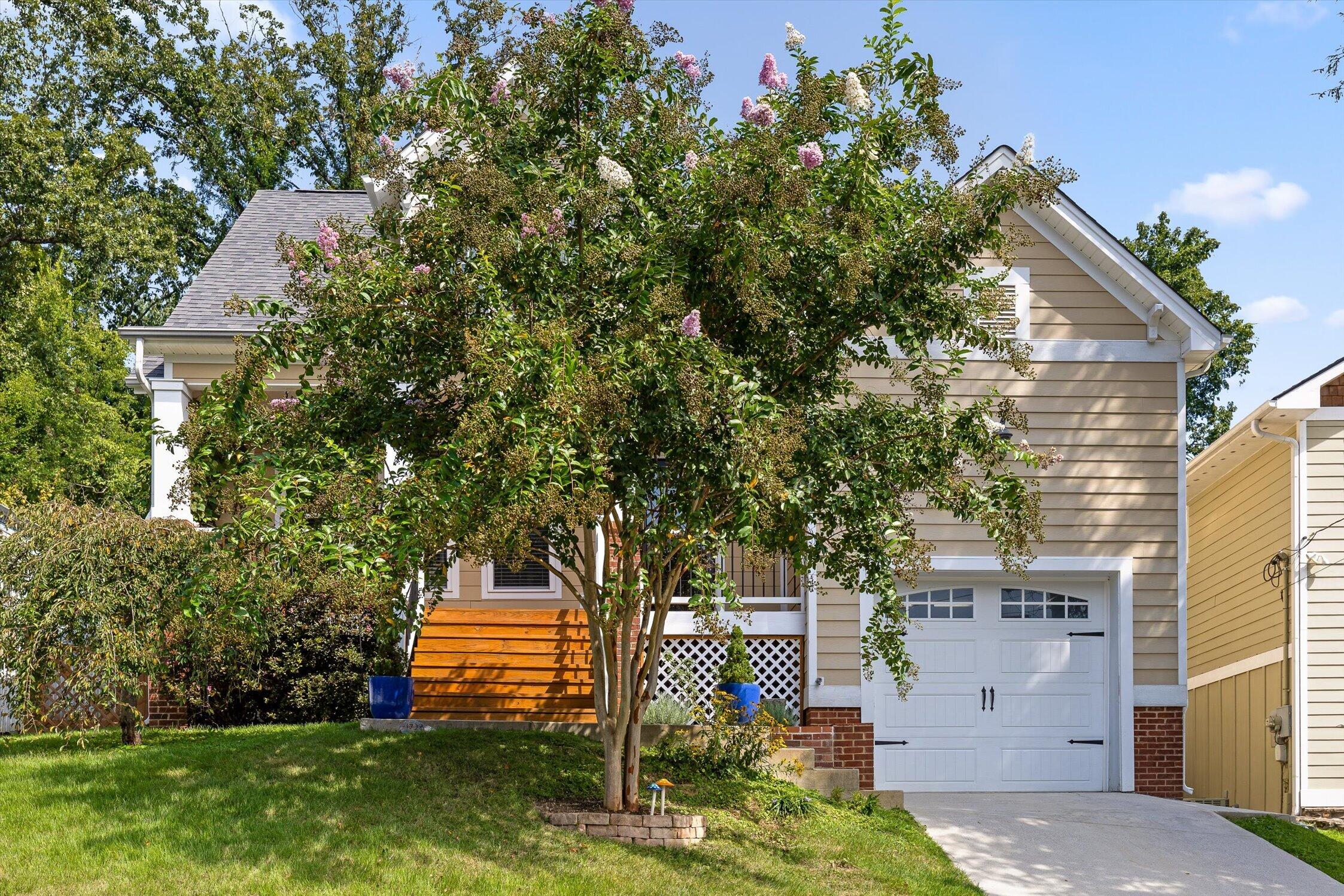 1728 Ichabod Lane